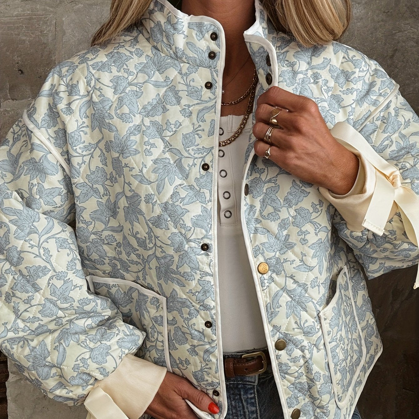 Plus Size, Women's Elegant Large Size Floral Print Winter Coat - Oversized Collar Long Sleeve Jacket with Pockets, Structured Fit & Machine Washable Fabric, Blue/White/Black/Beige Trench Coat for Fall & Winter, Digital Print