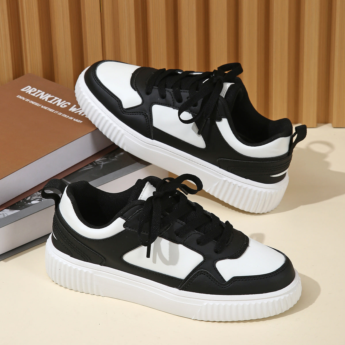 Men's Black & White Breathable Casual Athletic Sneakers
