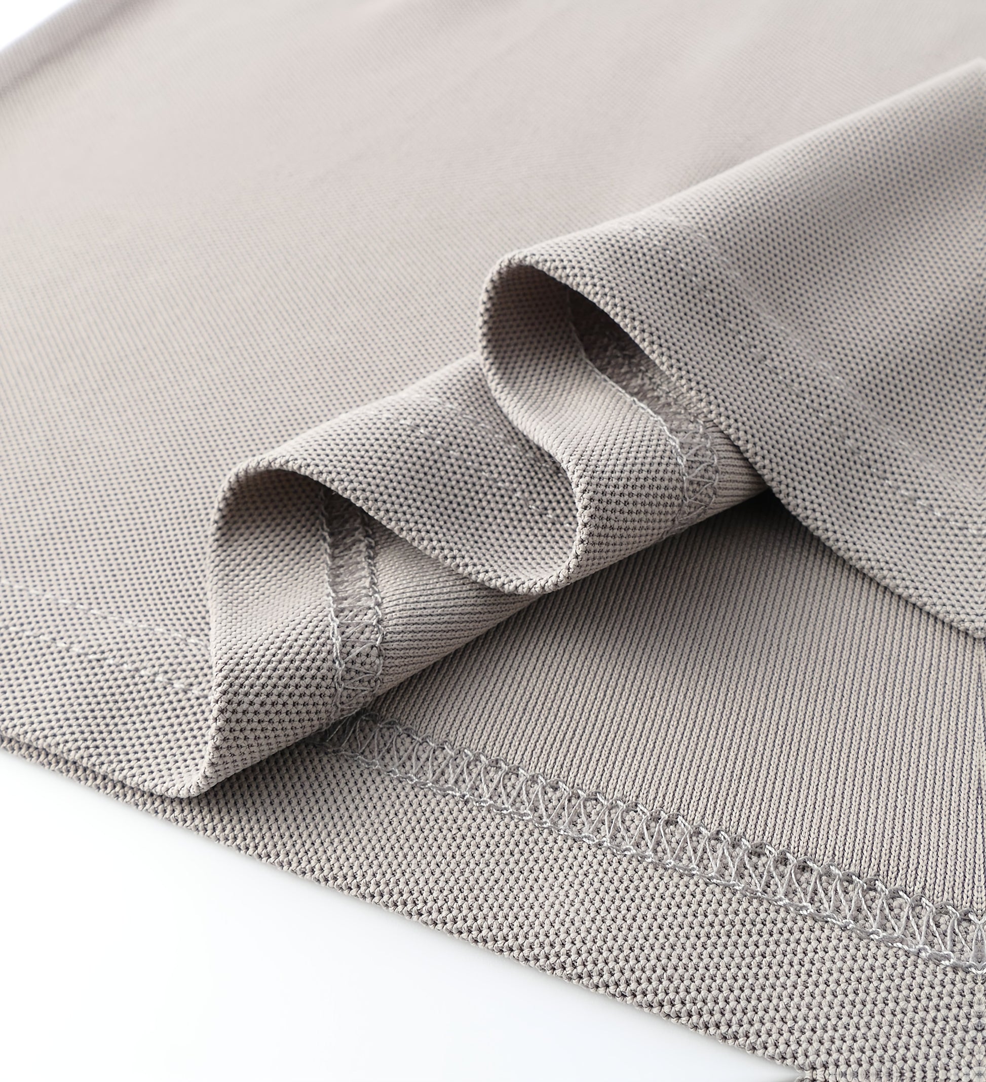 New Stylish Short-Sleeve Polo Shirt with a Zipper, a Breathable Business Fashion Tee, Featuring High-End Embroidery on The Sleeves And an Exquisite Design on The Back - ayq