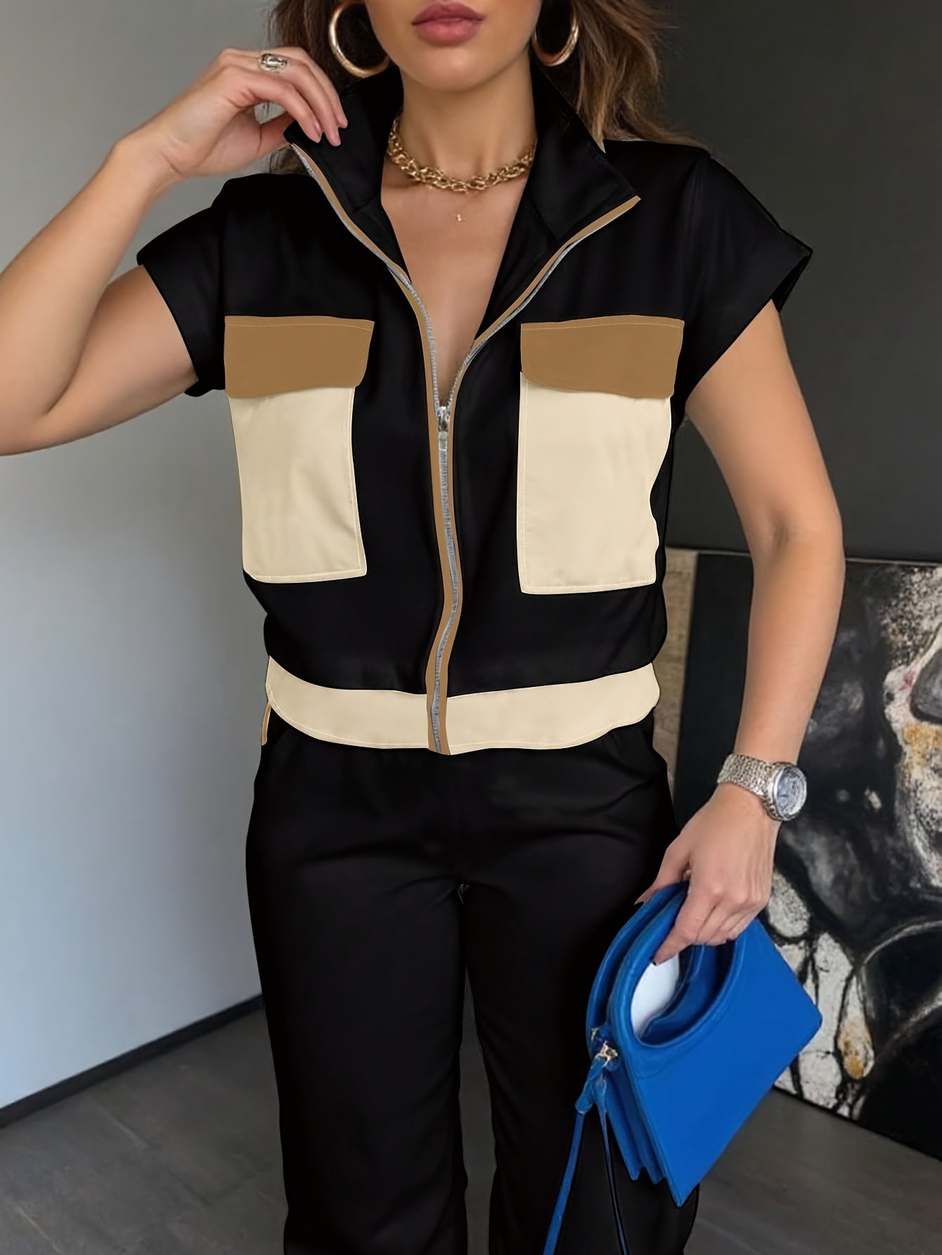 New Spring And Summer Fashion Color-Blocking Two-Piece Set Featuring a Short-Sleeve Zip Design And Wide-Leg Casual Pants for Women