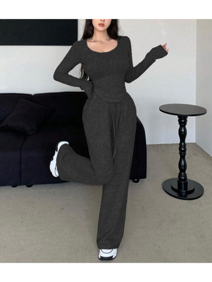 A Stylish Gray Long-Sleeve Top Paired with Loose Drawstring Wide-Leg Pants, a Two-Piece Set