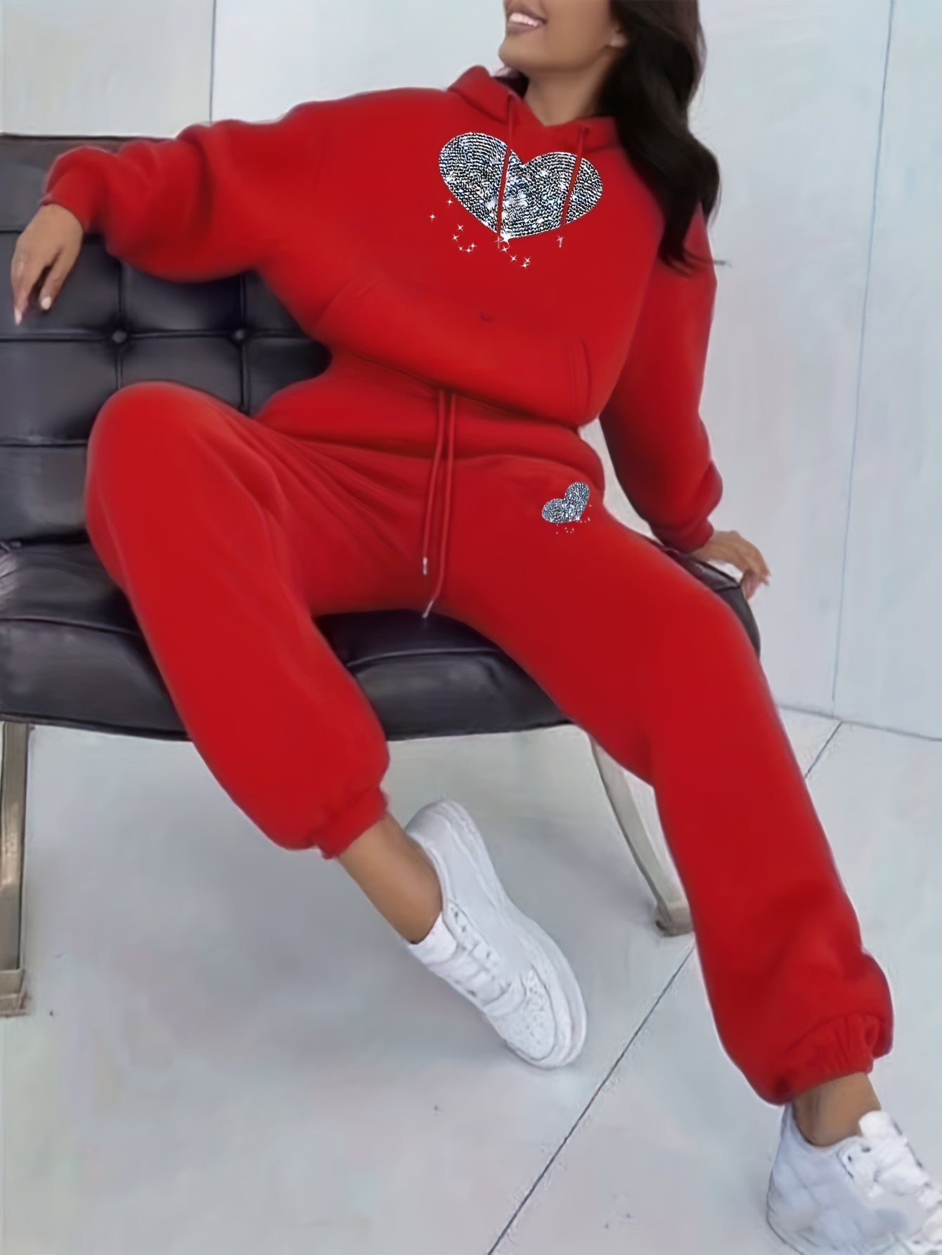 Ladies' Autumn-Winter Casual Hooded Sweatshirt and Pants Set with Shiny Heart Print | Comfortable Fleece-Like Feel, Drawstring Details