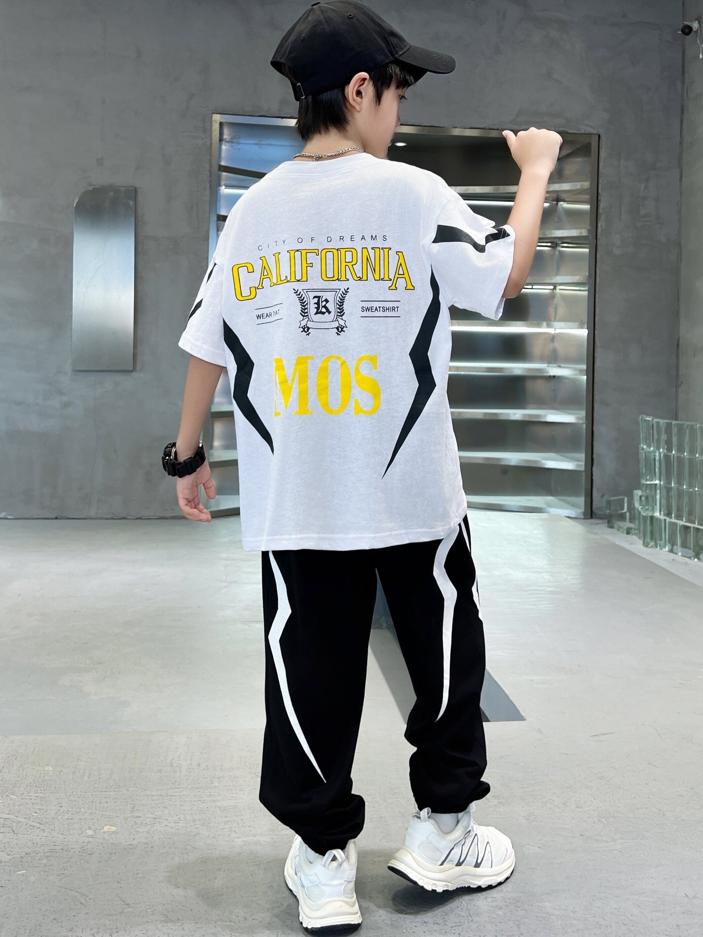 Boys' Casual Lightning Print Two-Piece Set for Spring/Summer