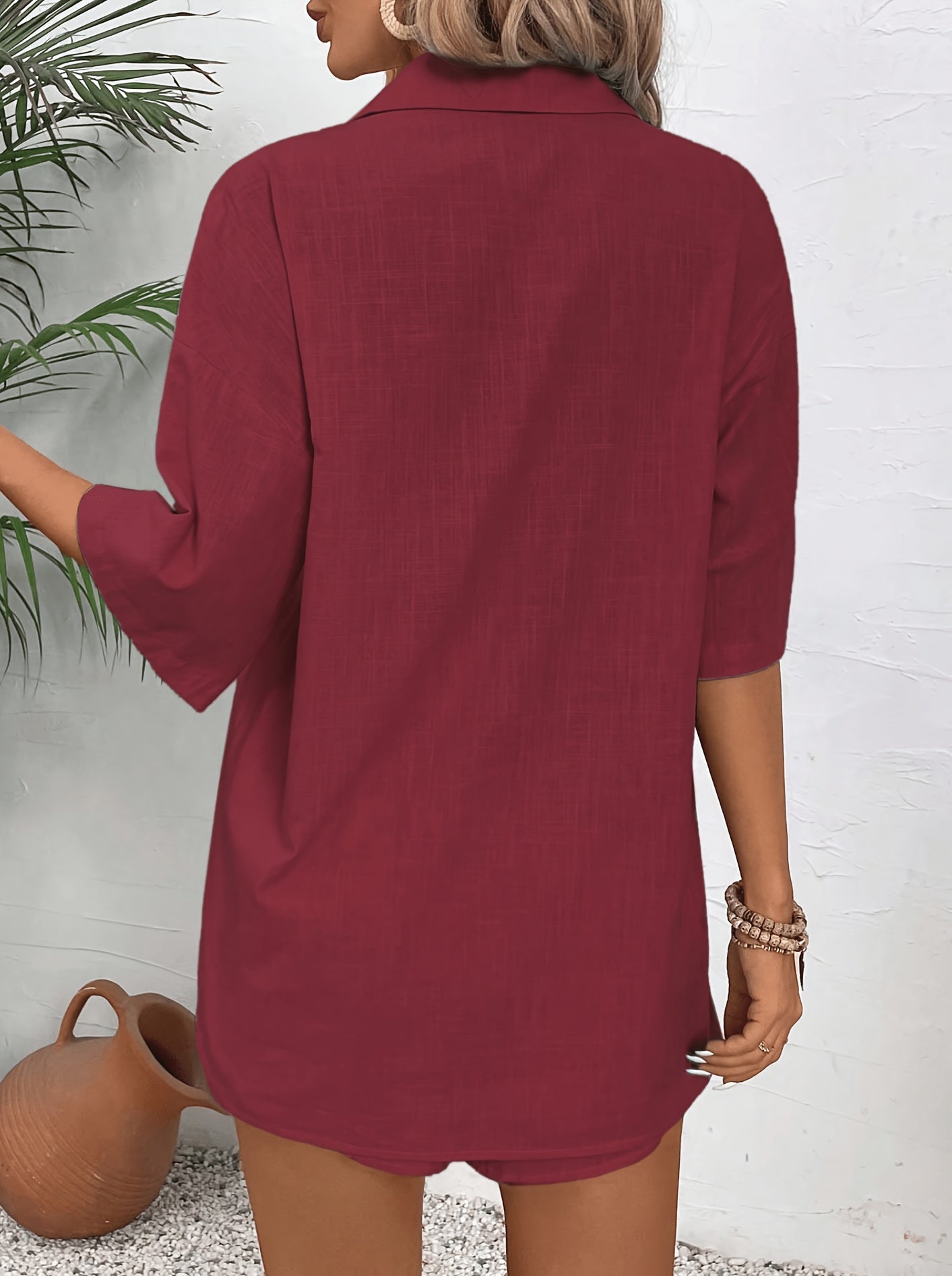 Elegant Solid Color Polo Shirt and Shorts Set for Spring/Summer