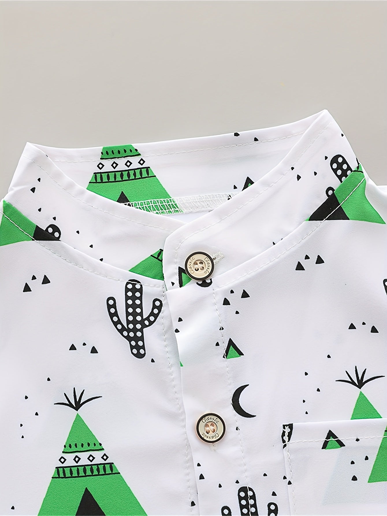 Boys' Casual Summer T-Shirt and Shorts Set with Pyramid Print