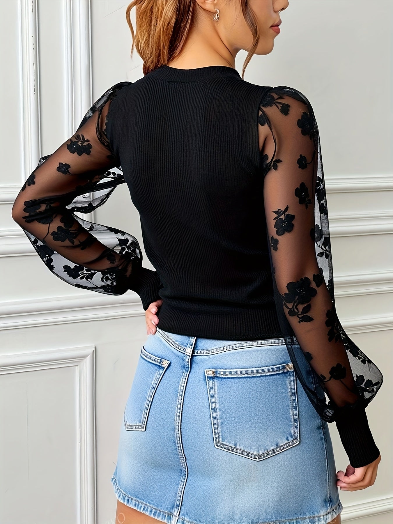 Targeted Elegant Mesh Splicing Sleeve Women's T-Shirt
