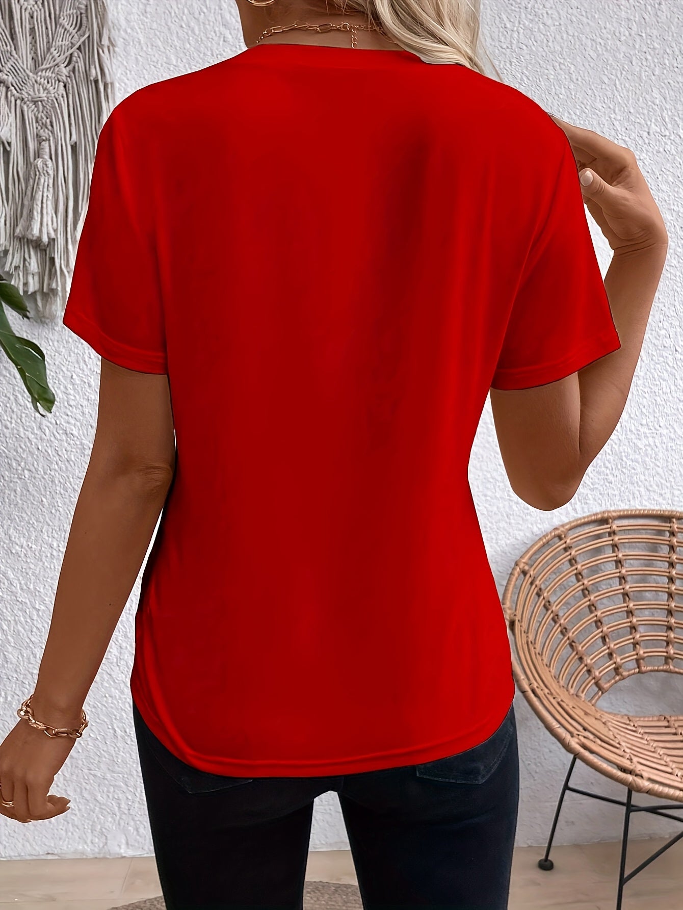 Women's Elegant Light Grey Short Sleeve Round Neck T-Shirt - Soft Medium-Stretch Fabric, Machine Washable, Versatile All-Season Casual Top, Casual Attire, Sophisticated Style, Comfortable Fit