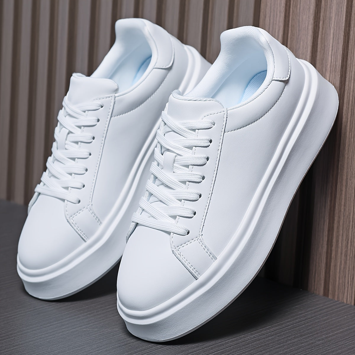 Men's Lightweight Low-Top Skate Shoes with EVA Sole