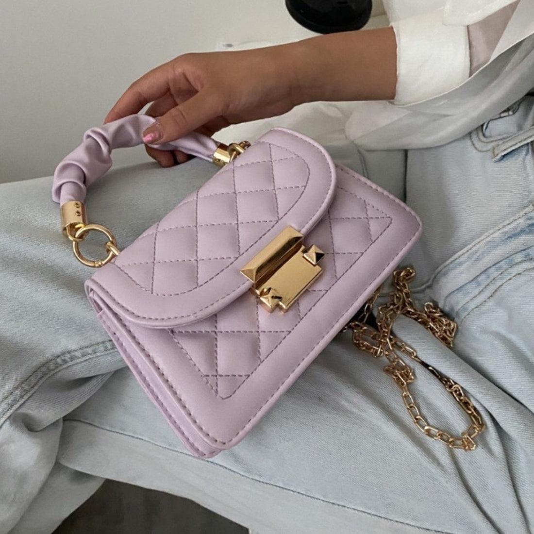 Quilted Small Crossbody Bag Compact Capacity Ruched Handle Golden Hardware Mini Handbag for Women (Black/White/Lavender)