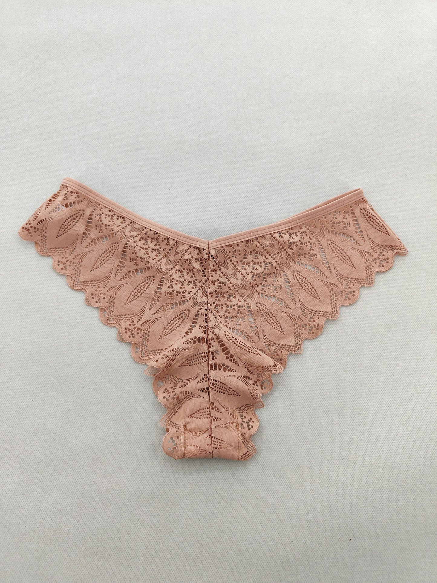 Set of 6 Women's Floral Lace Low-Rise Panties with Contrast Trim