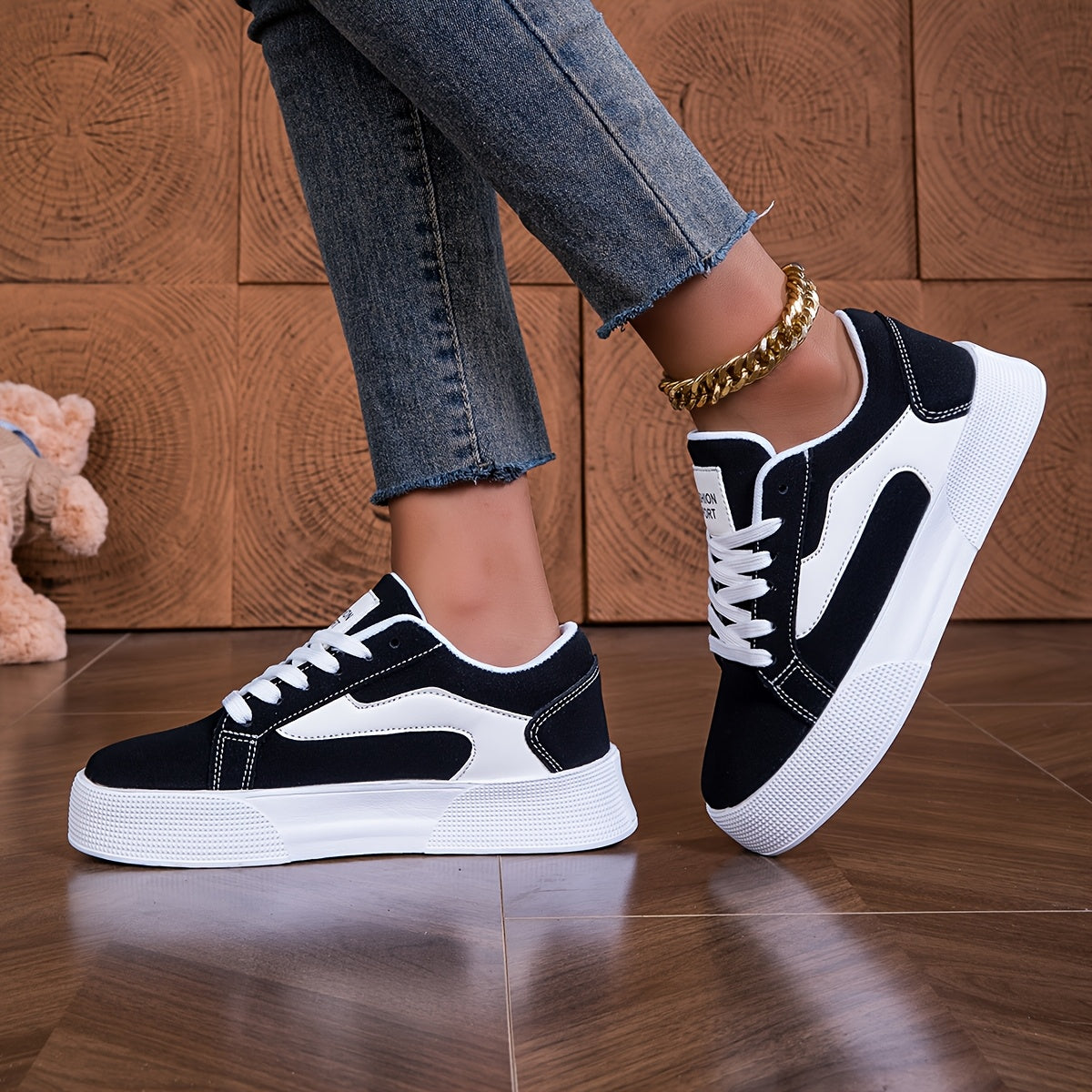 Women's Casual Athletic Sneakers with Geometric Design