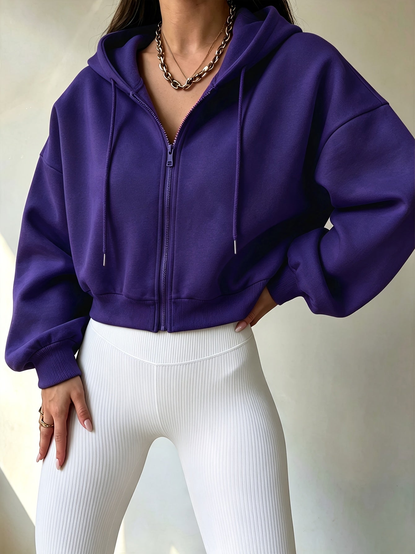 Women’s Short Hooded Zipper Sweatshirt with Geometric Print
