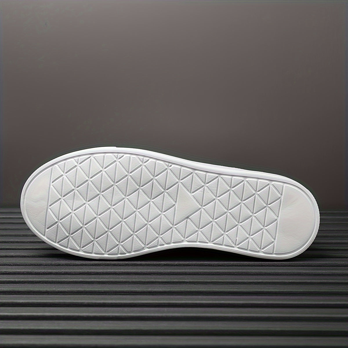 Men's Low-Top Sneakers with Cushioned Sole & Letter '' - - Urban Hiking Shoes Suitable for Daily Wear, Outdoor, Commuting - Lightweight Round-Toe Casual Sports Footwear - ayq