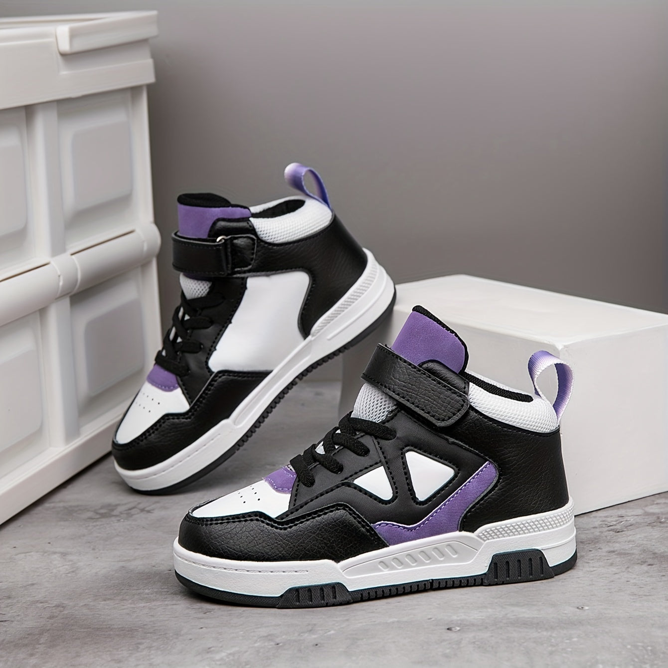 Youngsters' High-Top Sneakers with Hook-and-loop Fastener Closure - Vintage Geometric Print, Breathable & Non-Slip for Boys and Girls - Perfect for Running & Casual Wear
