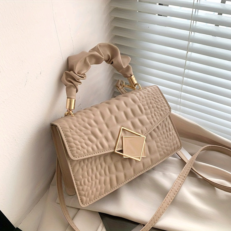 Wrinkled Tote Bag with a Crossbody Design