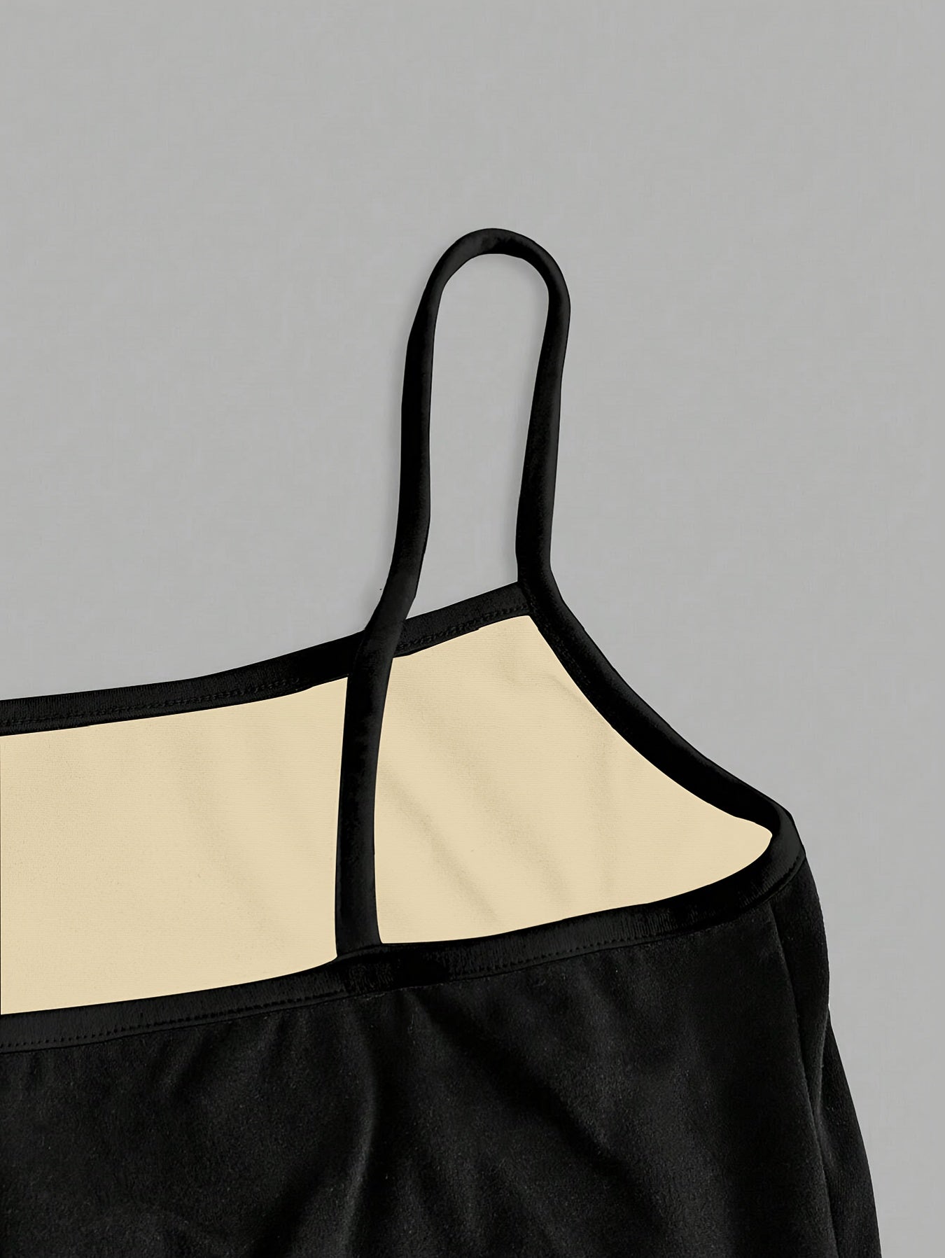 Ladies' Autumn And Winter Fashion Camisole with a Fleece Lining, Tailored for a Slim Fit, Warm, Suitable for Layering Or Wearing Alone, Stylish And Versatile