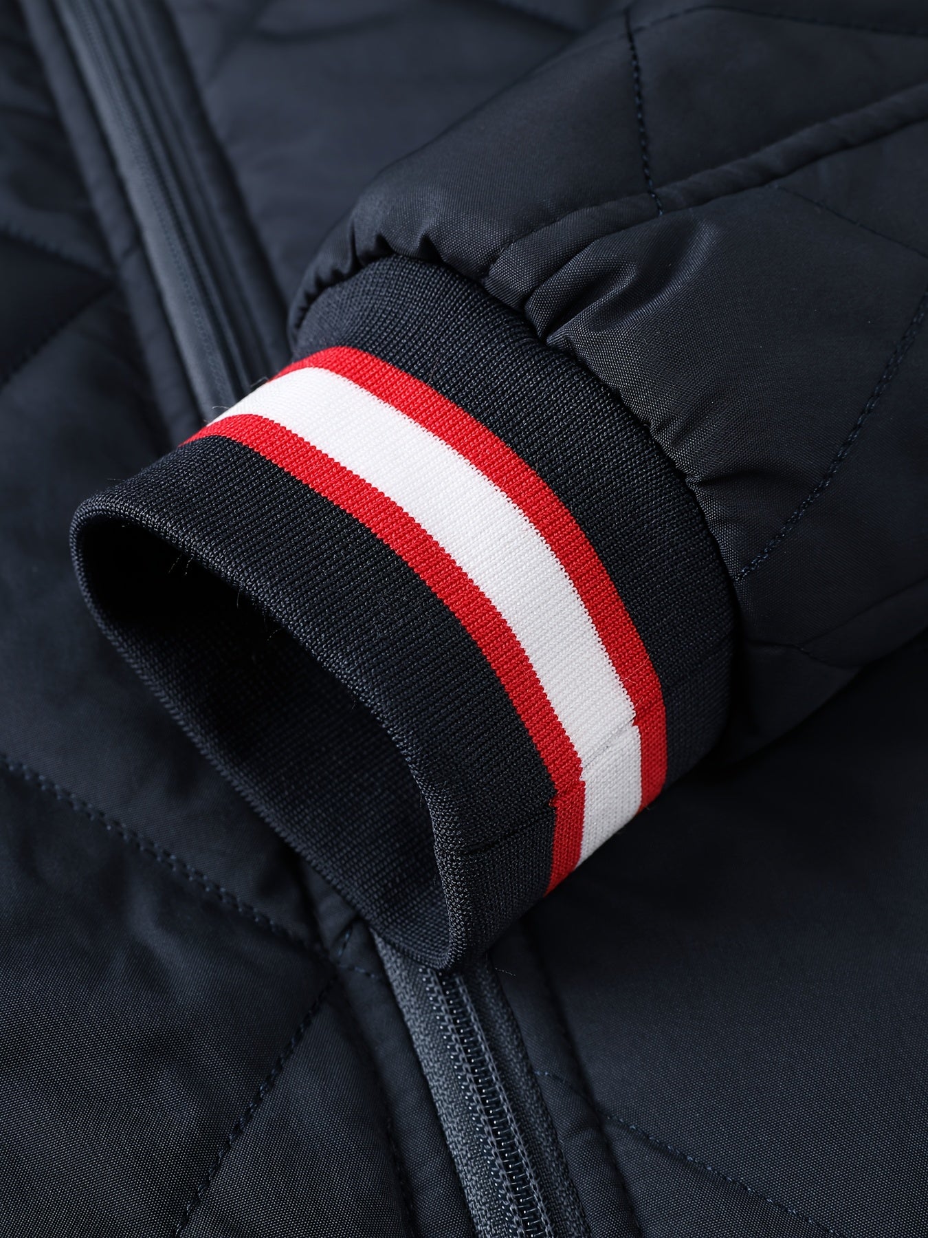 Men's Casual Quilted Polyester Jacket with Stand Collar