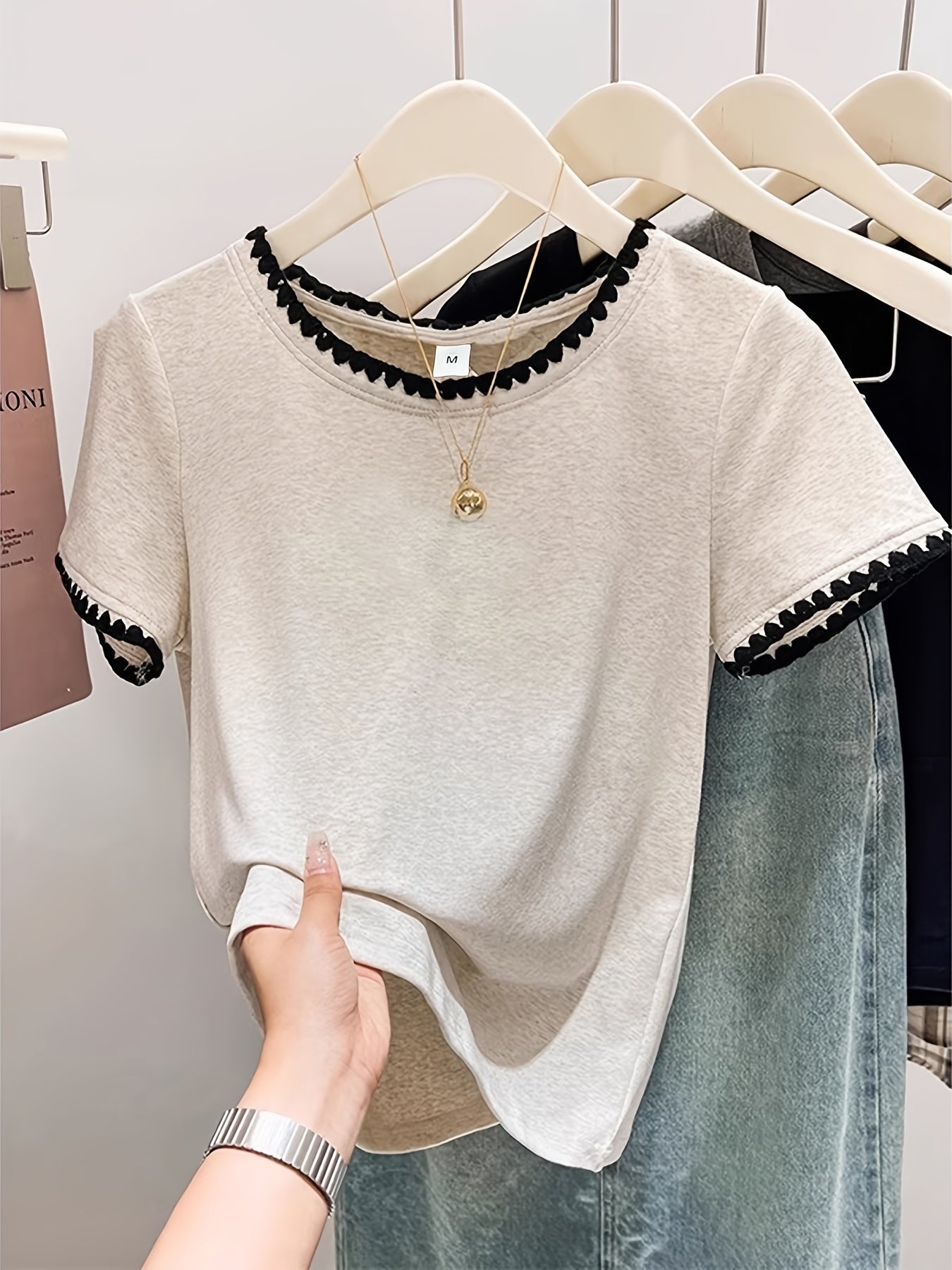 Women’s Summer Embroidered Cotton Lace Short Sleeve Top