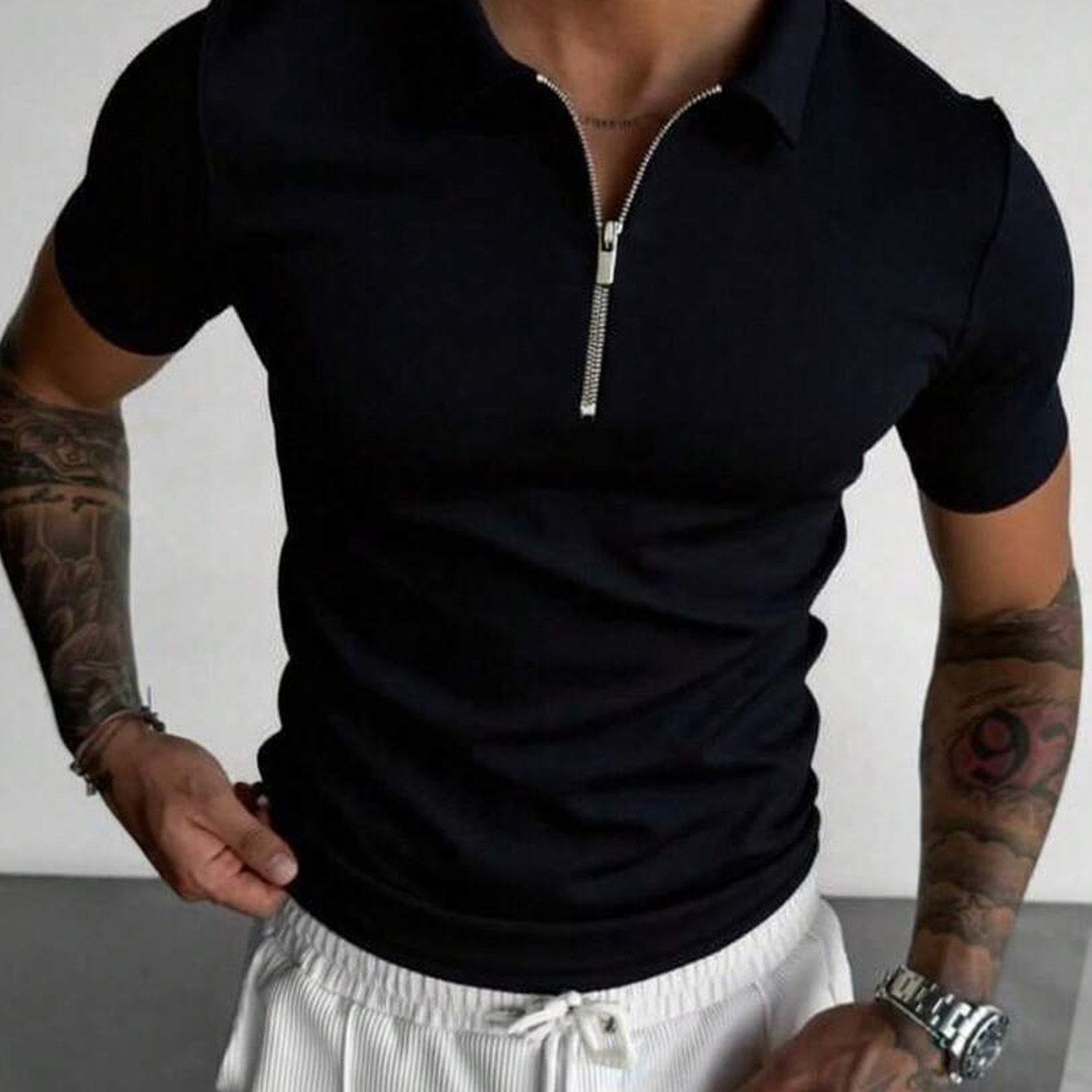 Men's Slim-Fit Zip Shirt with Short Sleeves, Featuring a Minimalist and Trendy Style. Designed with a Half-zip Collar, It Is Made of Soft, Skin-friendly Stretch Fabric That Is Breathable and Sweat-wicking. The Form-fitting De - ayq