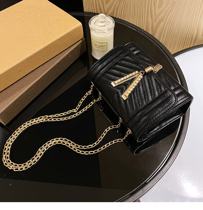 Women's Crossbody Bag, Quilted Purse with Sparkling Rhinestones in for Daily Casual Use