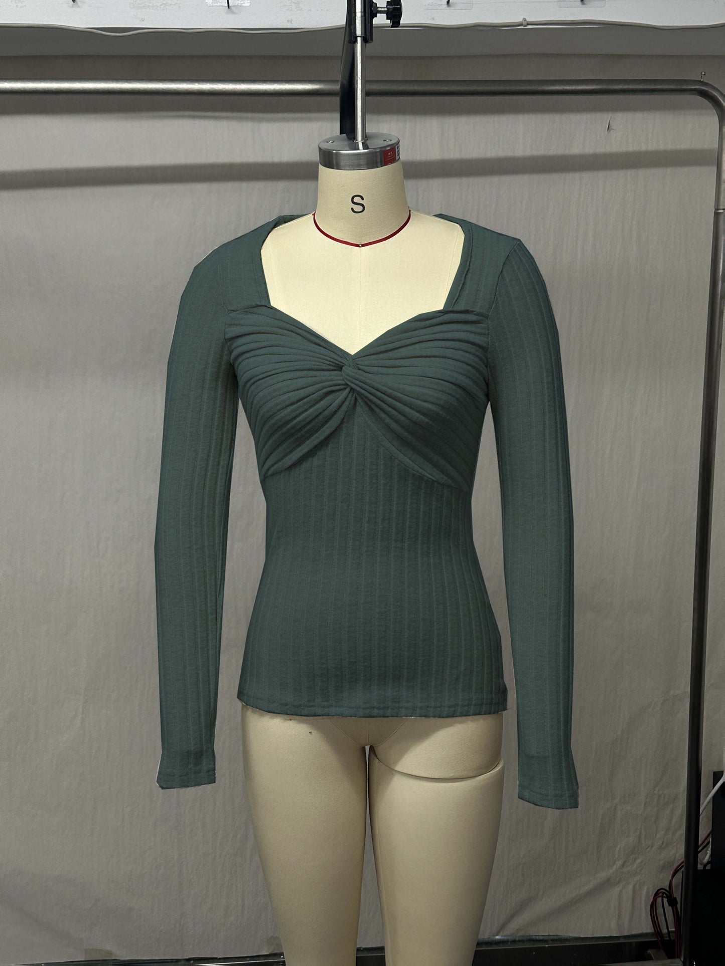 Women's Pullover Elegant 0824-10 Taxi