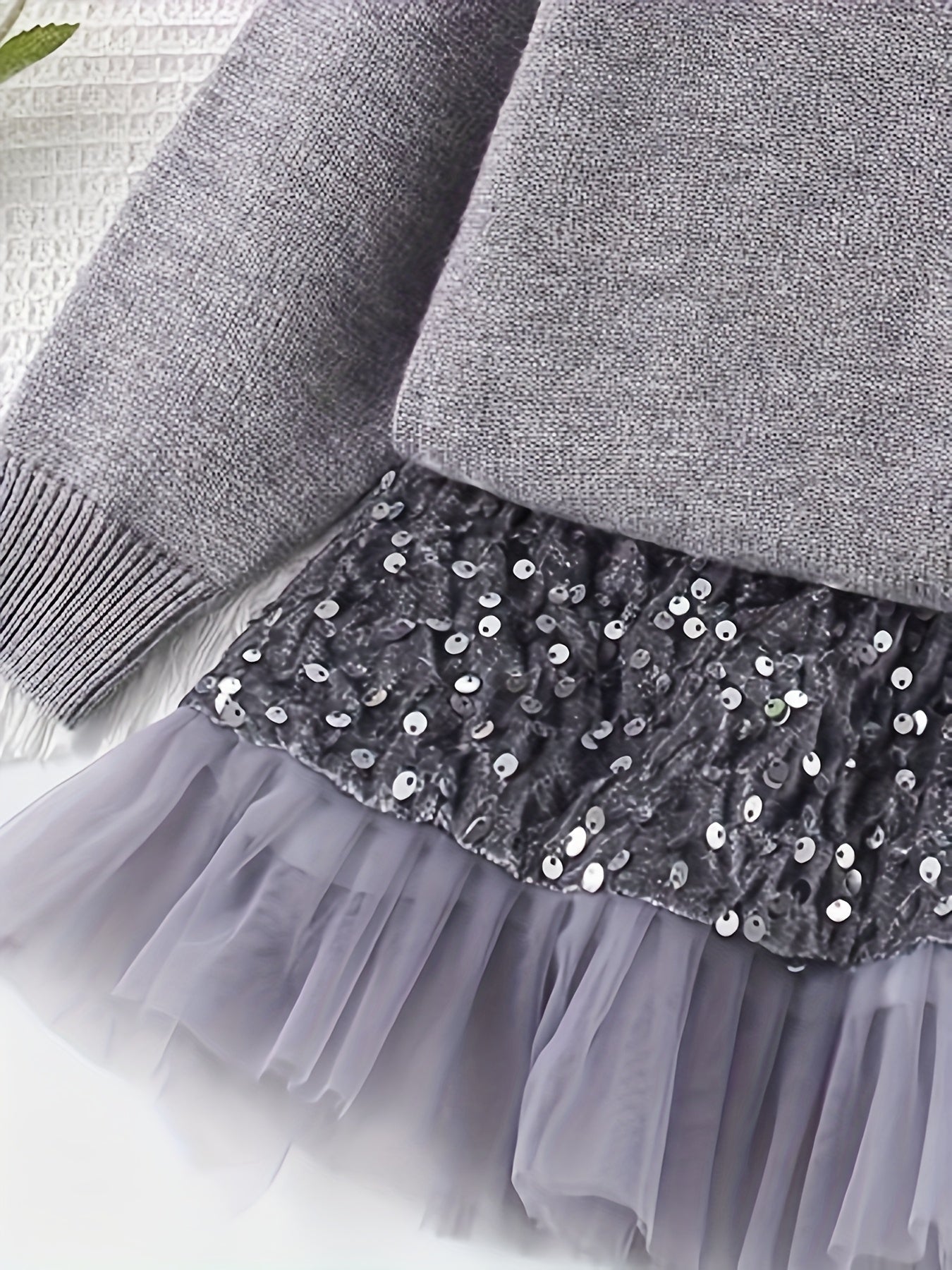 2pcs Girls' Elegant Sequin Trim Sweater & Sparkle Tulle Tutu Skirt Set - Red & Golden Glittery Party Outfit with Ruffled Hem, Long Sleeve Round Neck Top & Layered Tulle, Perfect For Halloween, Christmas, Photo Shoots, Pageant