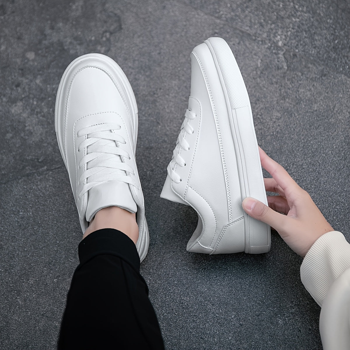 Men's Minimalist Lace-Up Skate Shoes Lightweight Everyday