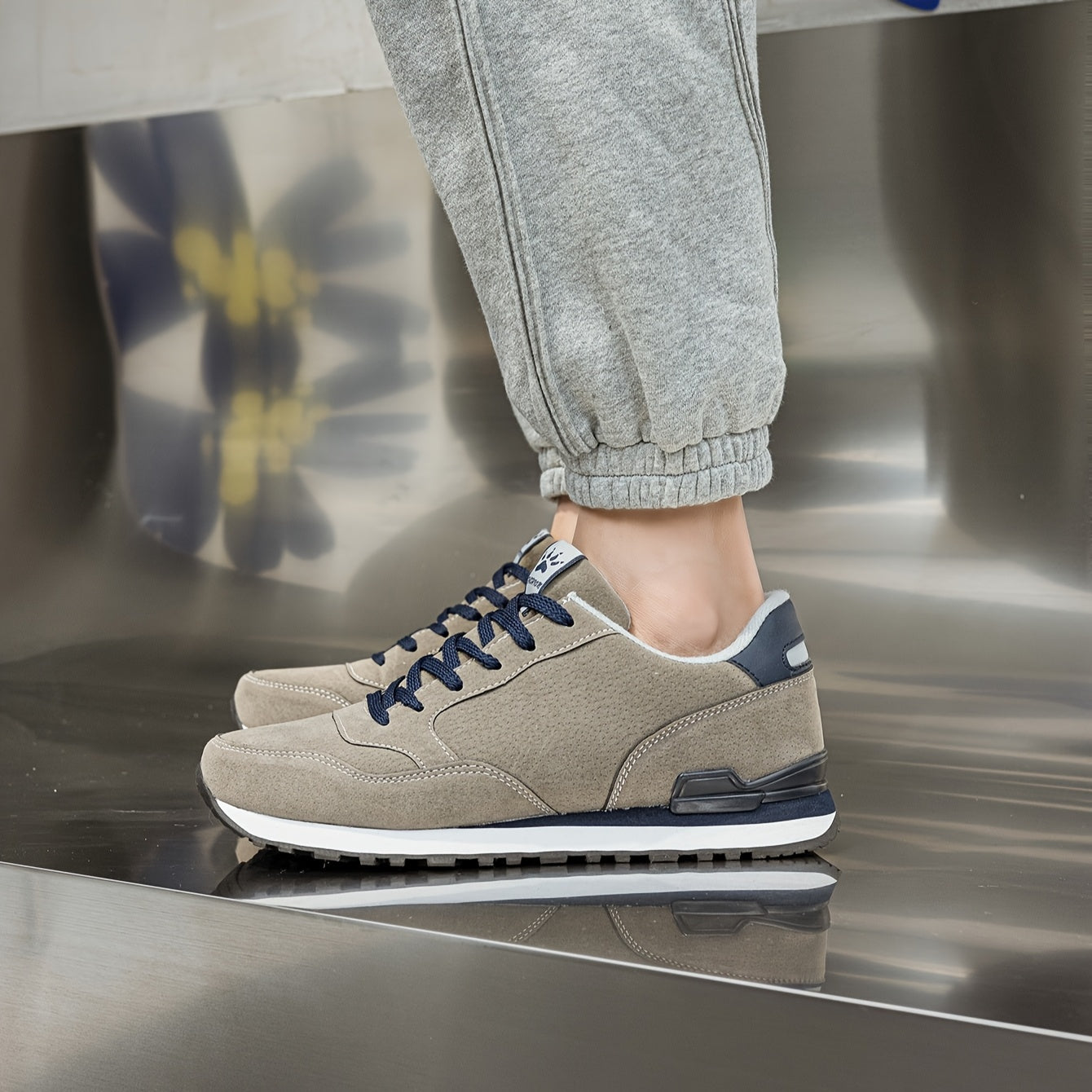 Men's Non-Slip Sneakers - All-Season Lace-Up Sneakers with Cushioned PU Sole, Beige/Blue Accent Low-Top Design for Gym, Hiking, Everyday - Non-Marking Tread, Durable  Easy-Clean Casual Shoes, Hiking Sneakers, Gym Footwear, R