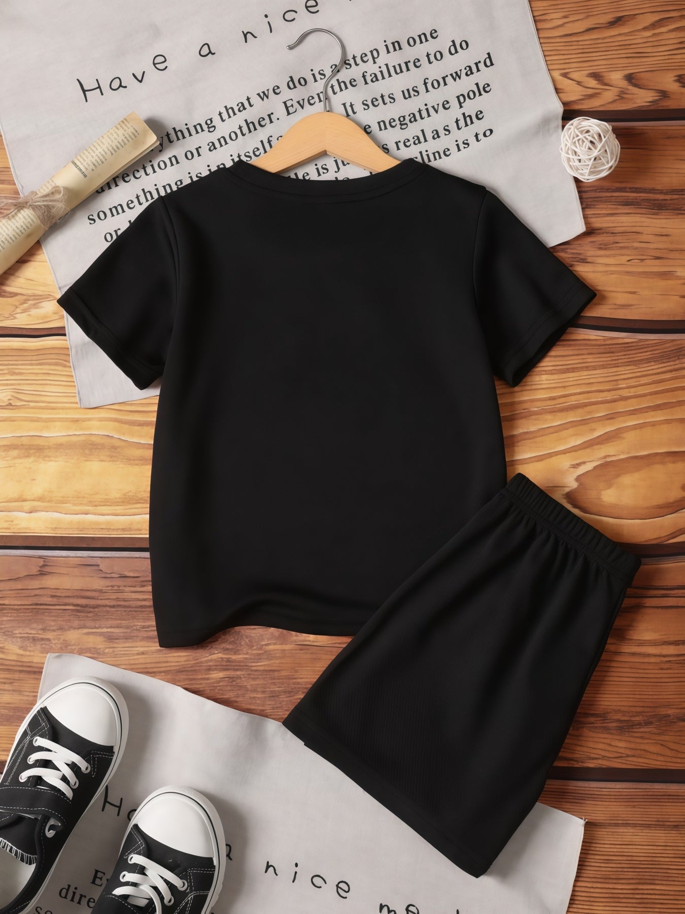 Girls' Casual Summer Set with Printed Short Sleeve Top & Shorts