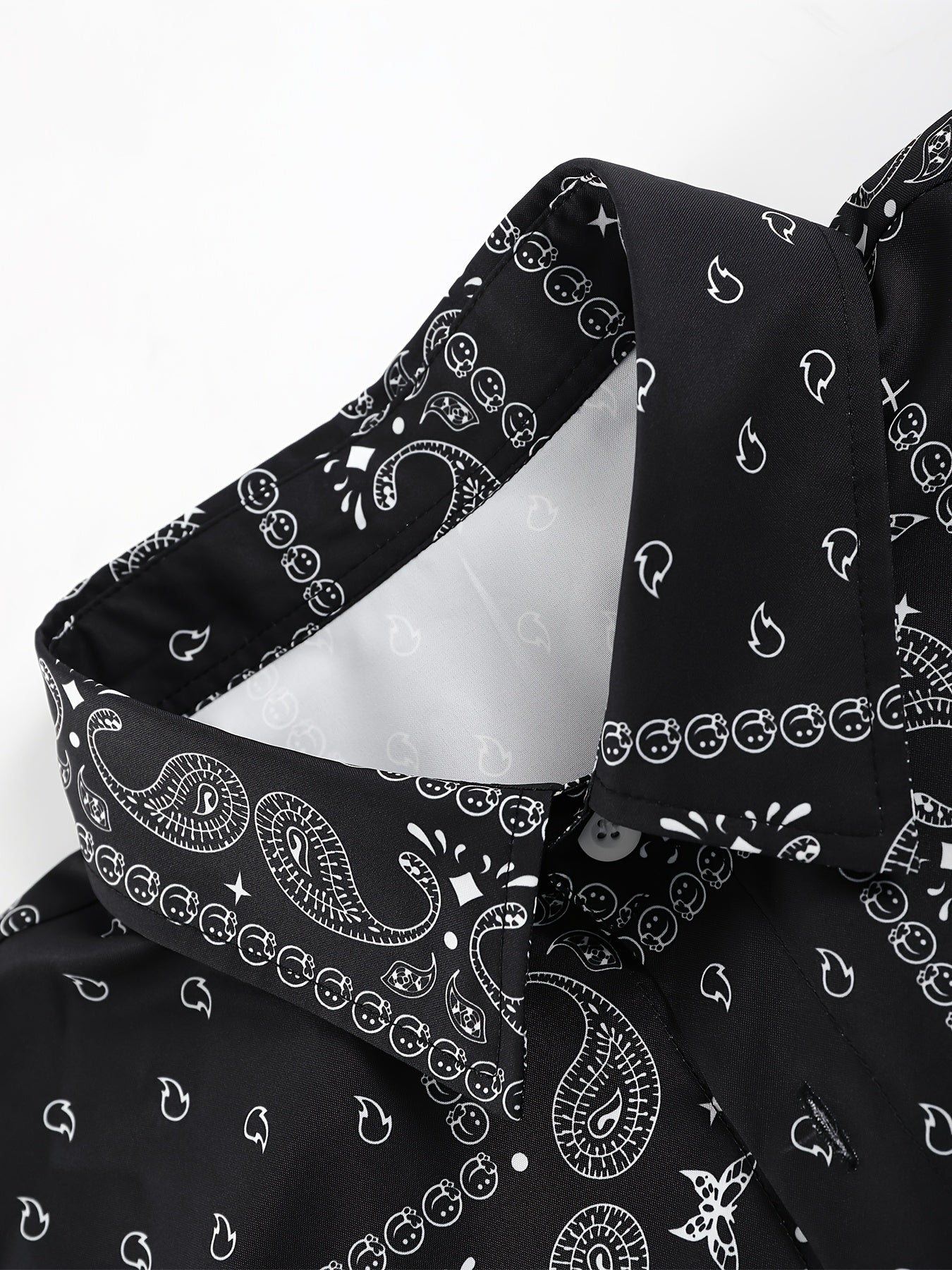 Men's Paisley Print Short Sleeve Shorts Single Button Shirt Suit with Elastic Cord and Pockets
