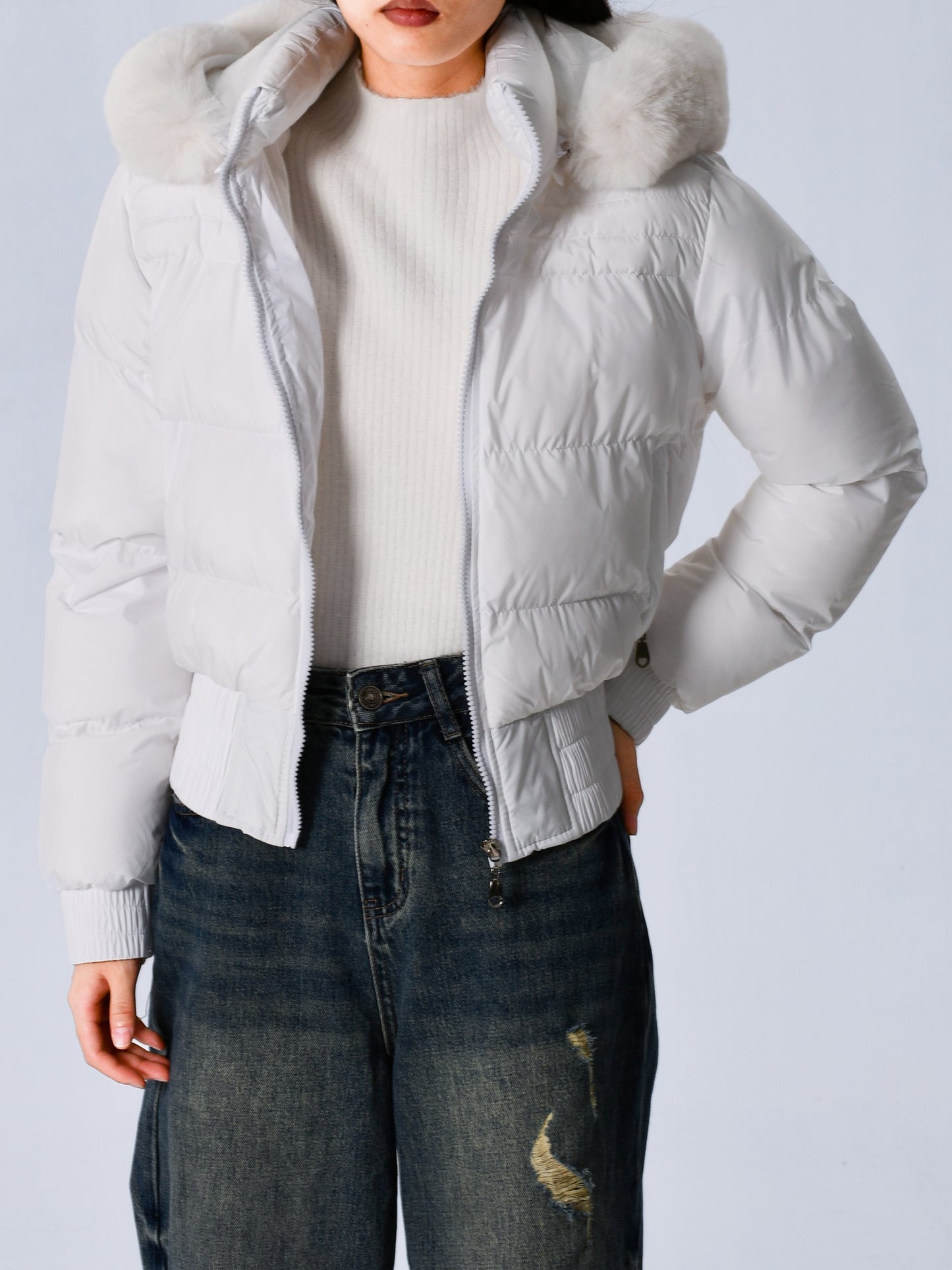 Elegant Polyester Padded Jacket for Women - 2024 Fashion Short Solid Color Coat with Thick Faux Fur Collar, Long Sleeves, Zipper Detail, Woven - Winter Warmth Casual Outerwear