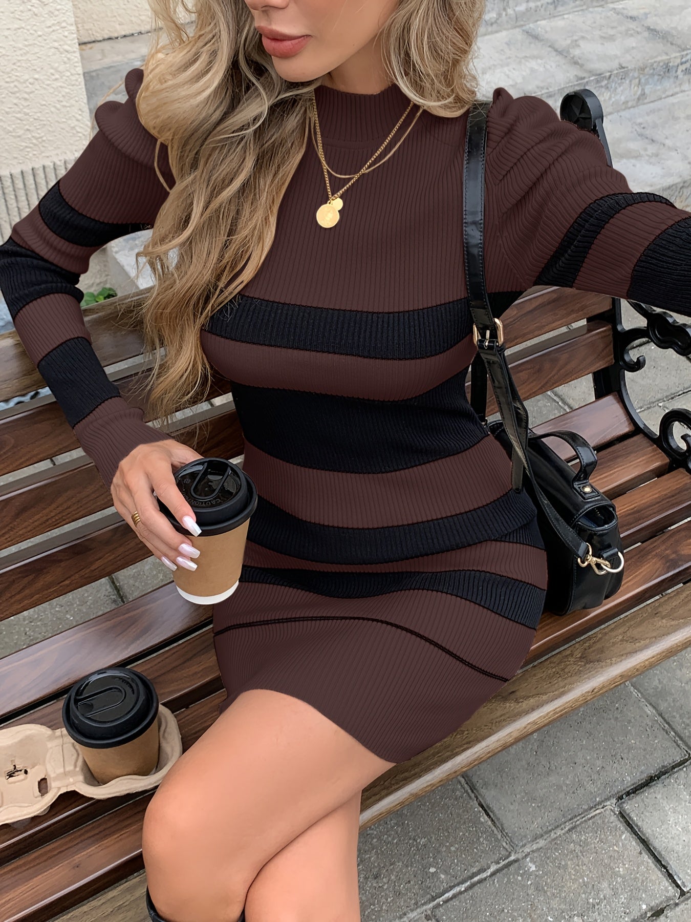 Elegant Winter Short Smock Dress with Poinçon d'Asymétrie Asymmetric Striped Sleeves - High Neck H-Line Figure-Hugging Dress, Knee-Length Short for Fall/Winter Parties, Weddings & Special Occasions (Non-)