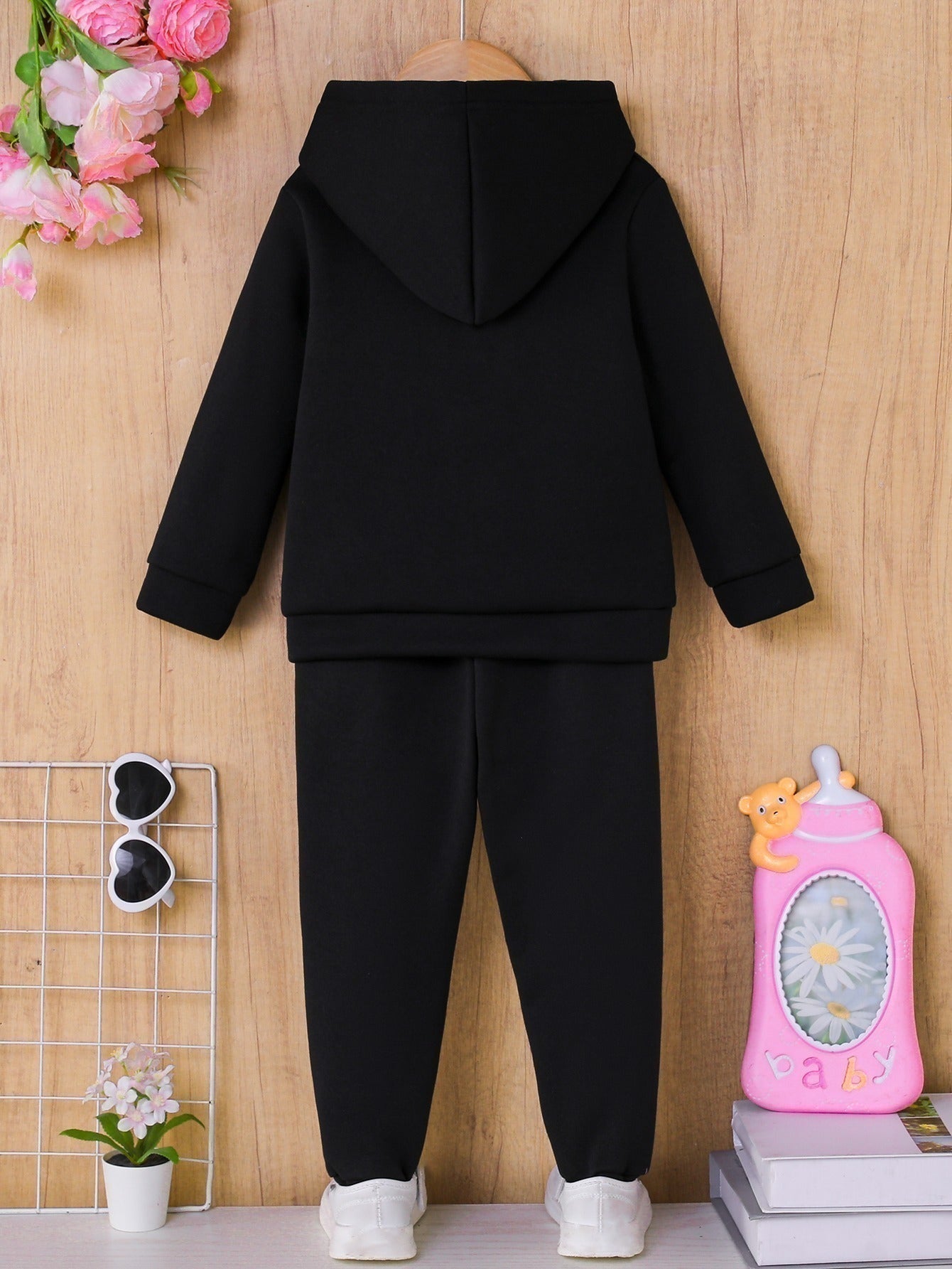 Series Stitch Girls' Two-Piece Autumn Winter New Hoodie Set - Available in Multiple Colors, Cartoon Print Embellishments, 3-10 Years Old, Outdoor Activity Fleece, for Outdoor, Thick