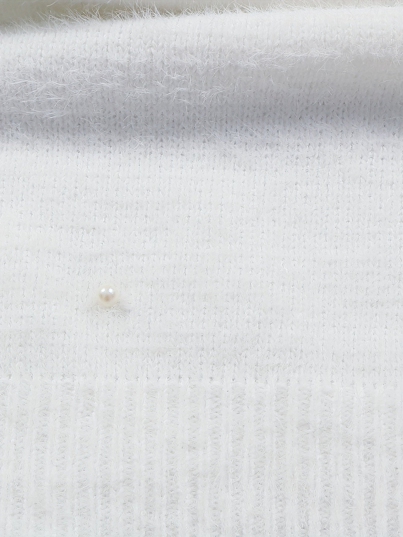 Plus Size - Women'S Cozy Yellow V-Neck Sweater with Pearl Buttons & Fleece-Lined Cuffs - Asymmetrical Hem, Geometric Pattern, Casual Winter Pullover for Casual Attire, Winter Apparel | Vneck Sweater | Pearl Button Details, Sw