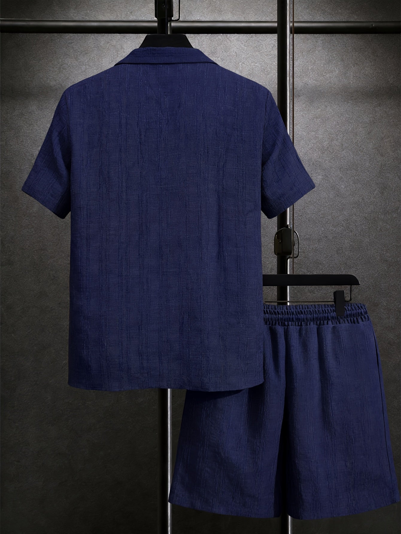 Men's Casual Short-Sleeve Shirt & Drawstring Shorts Set