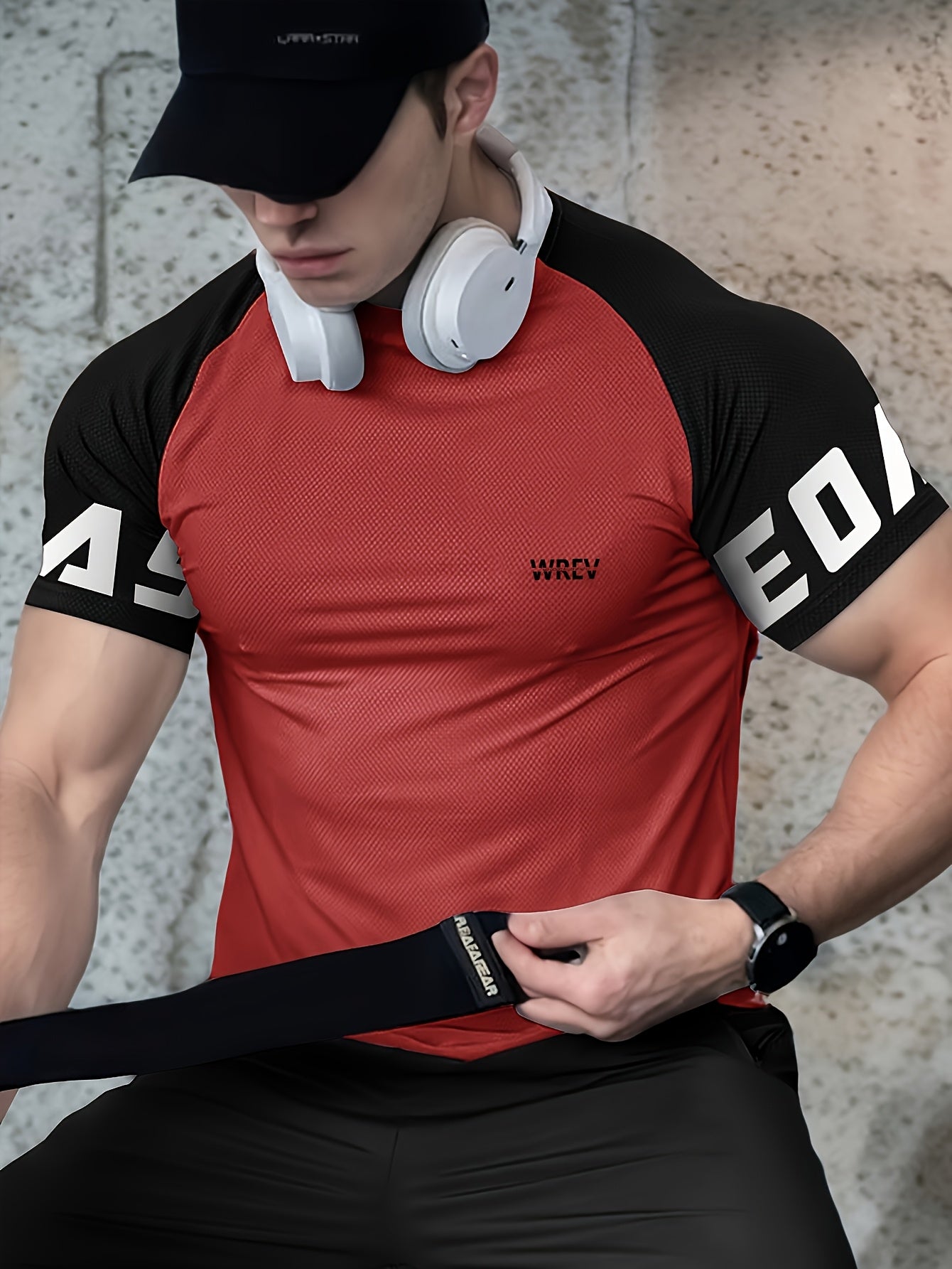 Men's Quick-Dry Breathable Mesh Sports T-Shirt - Summer Gym Workout Top with Contrast Black  White Sleeves  for Man Letter Print, Slim Fit for Running Training Casual Wear, Breathable Running Gear   Sporty Casual Tee   Mesh