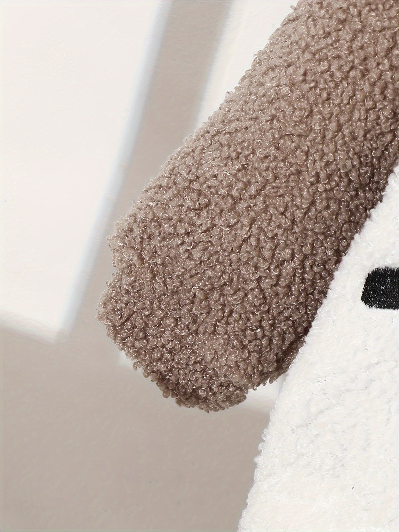 Boys' Fashion Plus Velvet Thickened Double-sided Velvet Warm Embroidered Cute Suit, Perfect for Outdoor