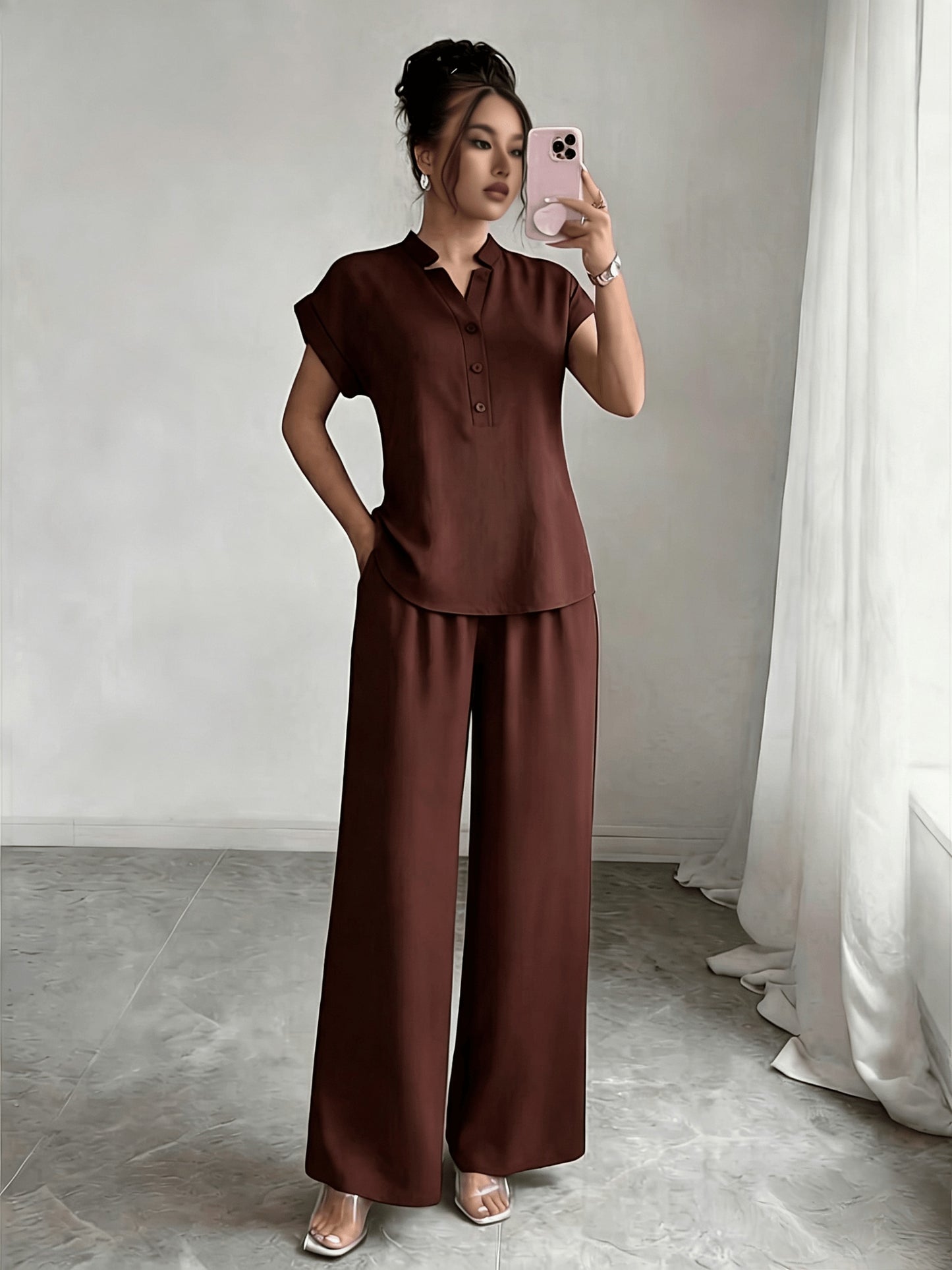Elegant Women’s Summer Two-Piece Set with Stand Collar Top & Wide-Leg