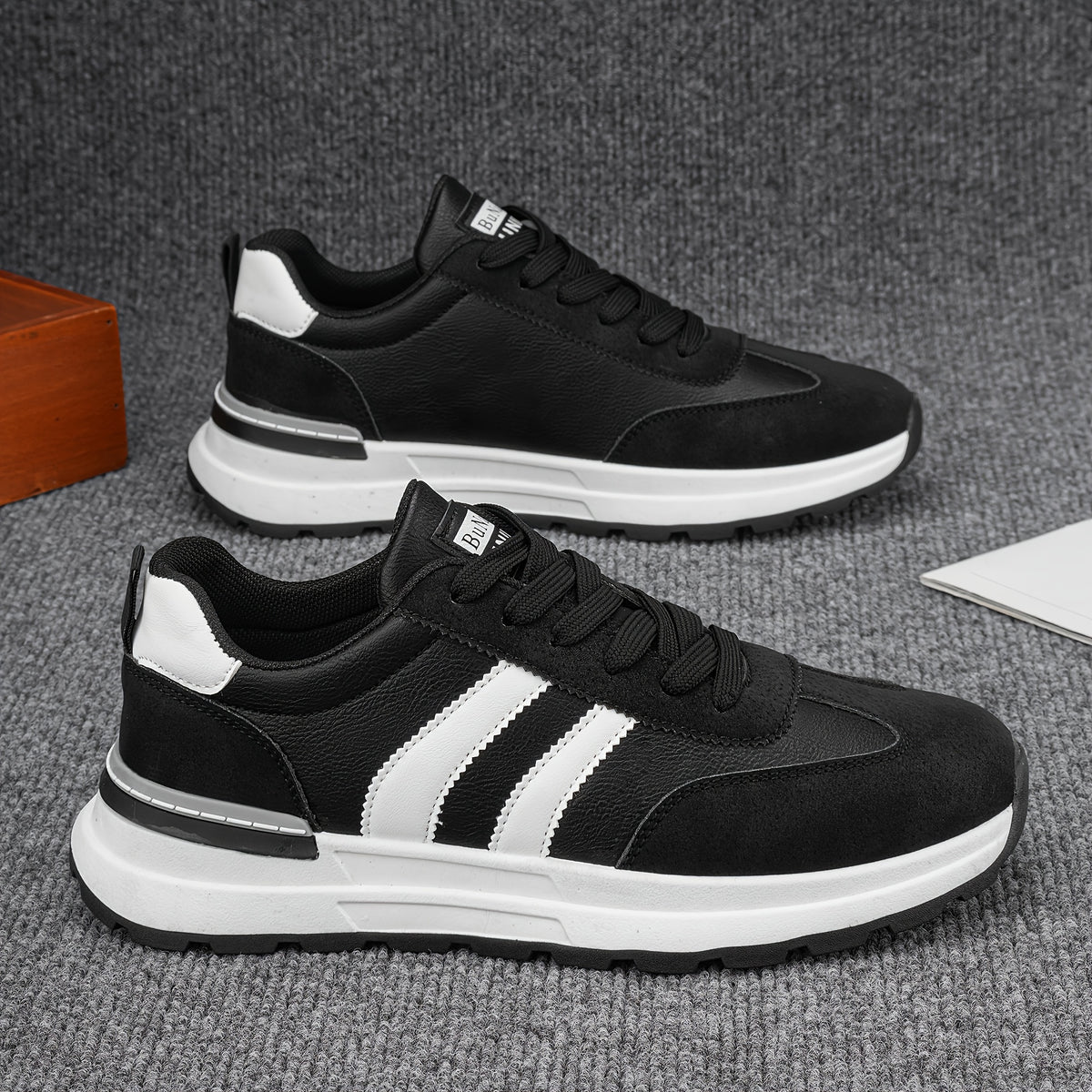 Men's Lightweight Casual Running Sneakers with Strong Grip