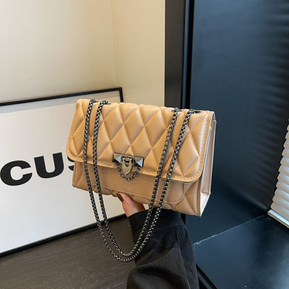 Ladies' Casual Large-Capacity Tote Bag - Can Switch Between Shoulder And Crossbody, Features a Textured Lock Closure, Elegant Small Square Design, Durable Lining - Suitable for Both Casual And Formal Occasions, a Travel Essen