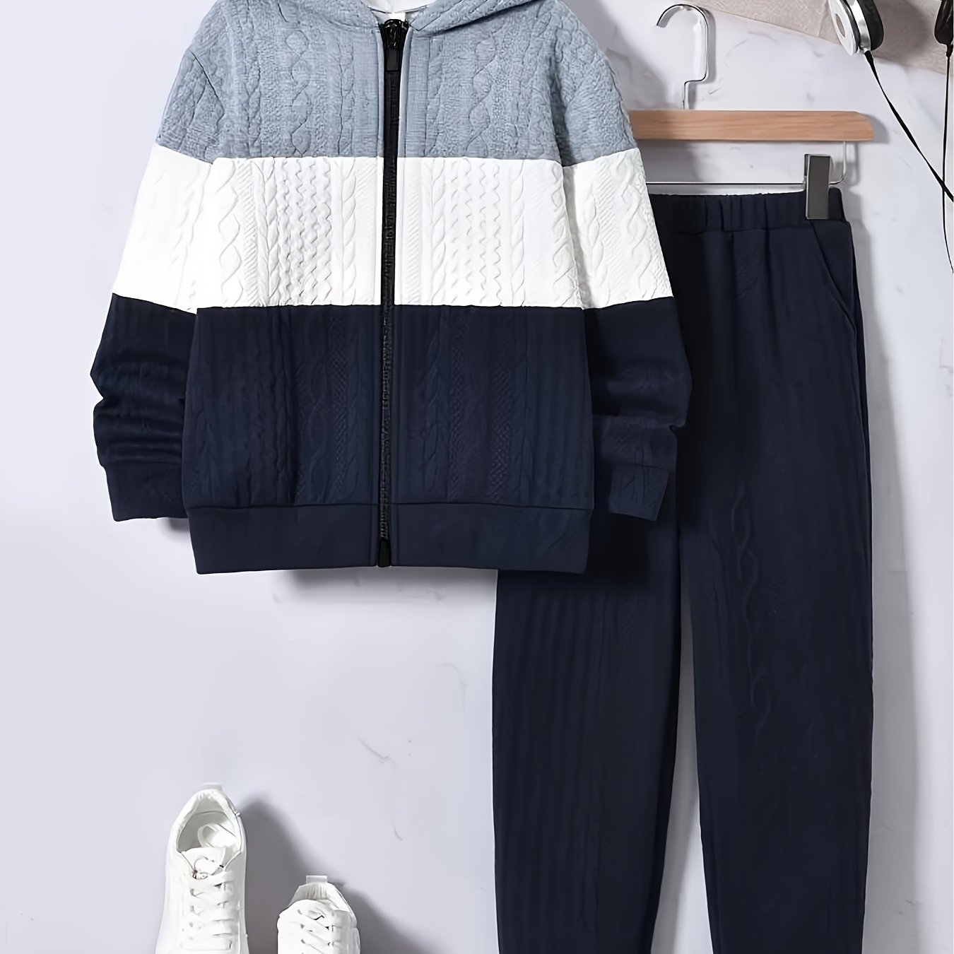 Youth 's Fashion Thickened Jacquard Fabric Grey White Navy Contrast Stitched Hoodie Sweatshirt + Comfortable Drawstring Casual Pants Two-Piece Set, Perfect for Outdoor Activities, Perfect for Outdoor