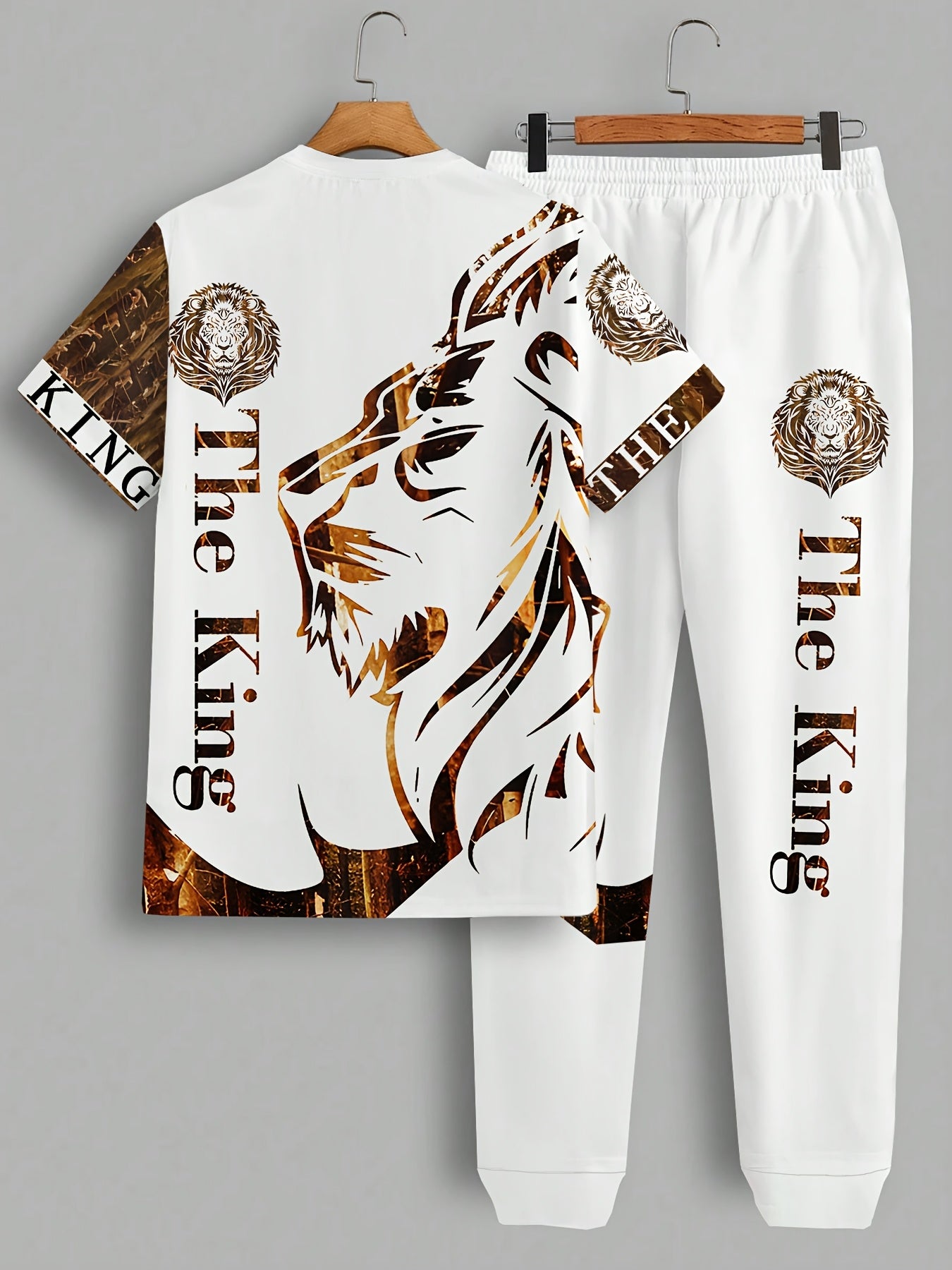 Stylish Lion 3D Print Short Sleeve Crew Neck Men'S Street Casual Suit, Casual Choice, Breathable Outdoor Leisure T-Shirt and Five-Pocket Pants Set Summer 3D Print Adult Suit