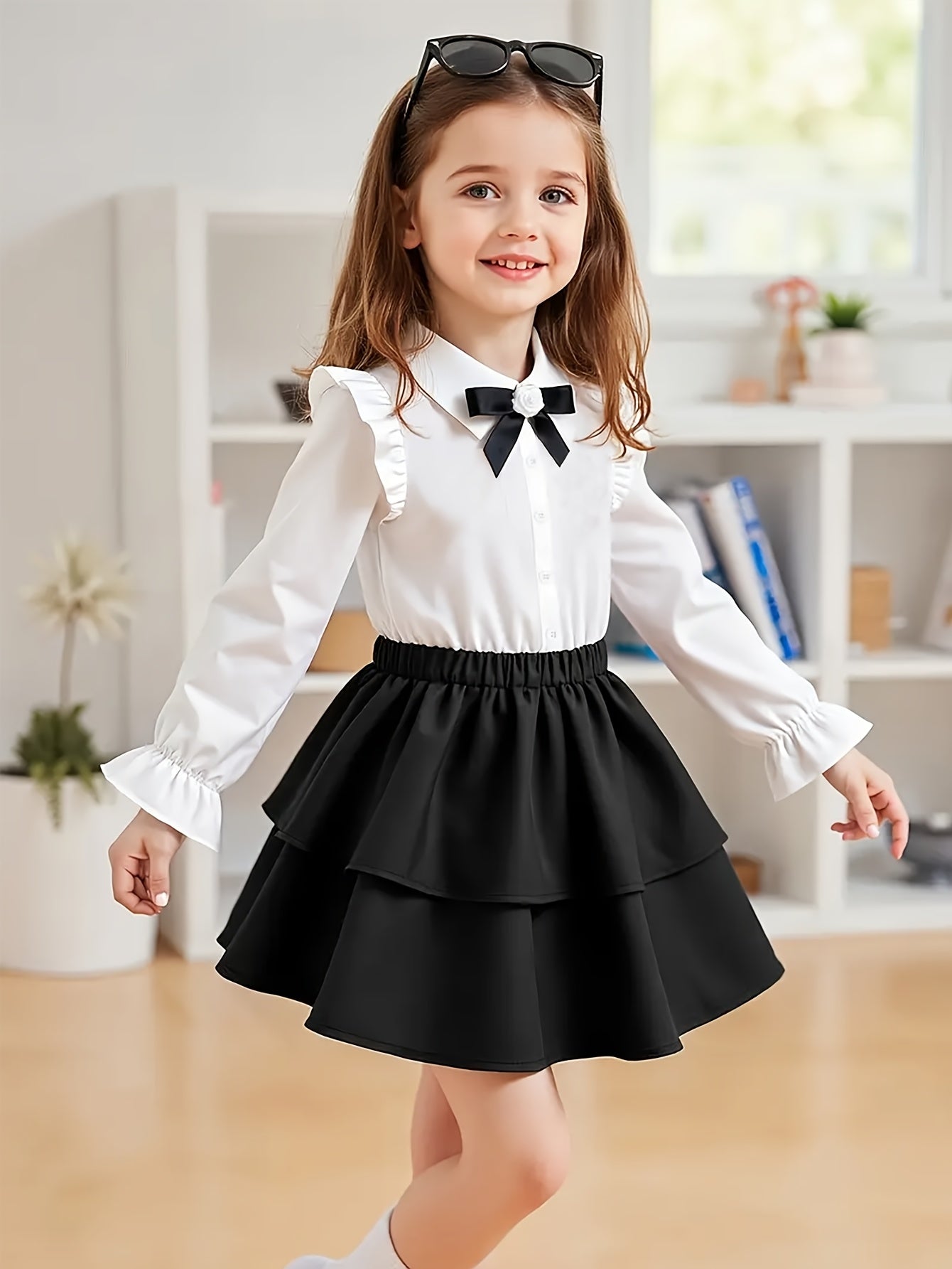 Girls' Preppy 2-Piece Top and Skirt Set with Bow Accent