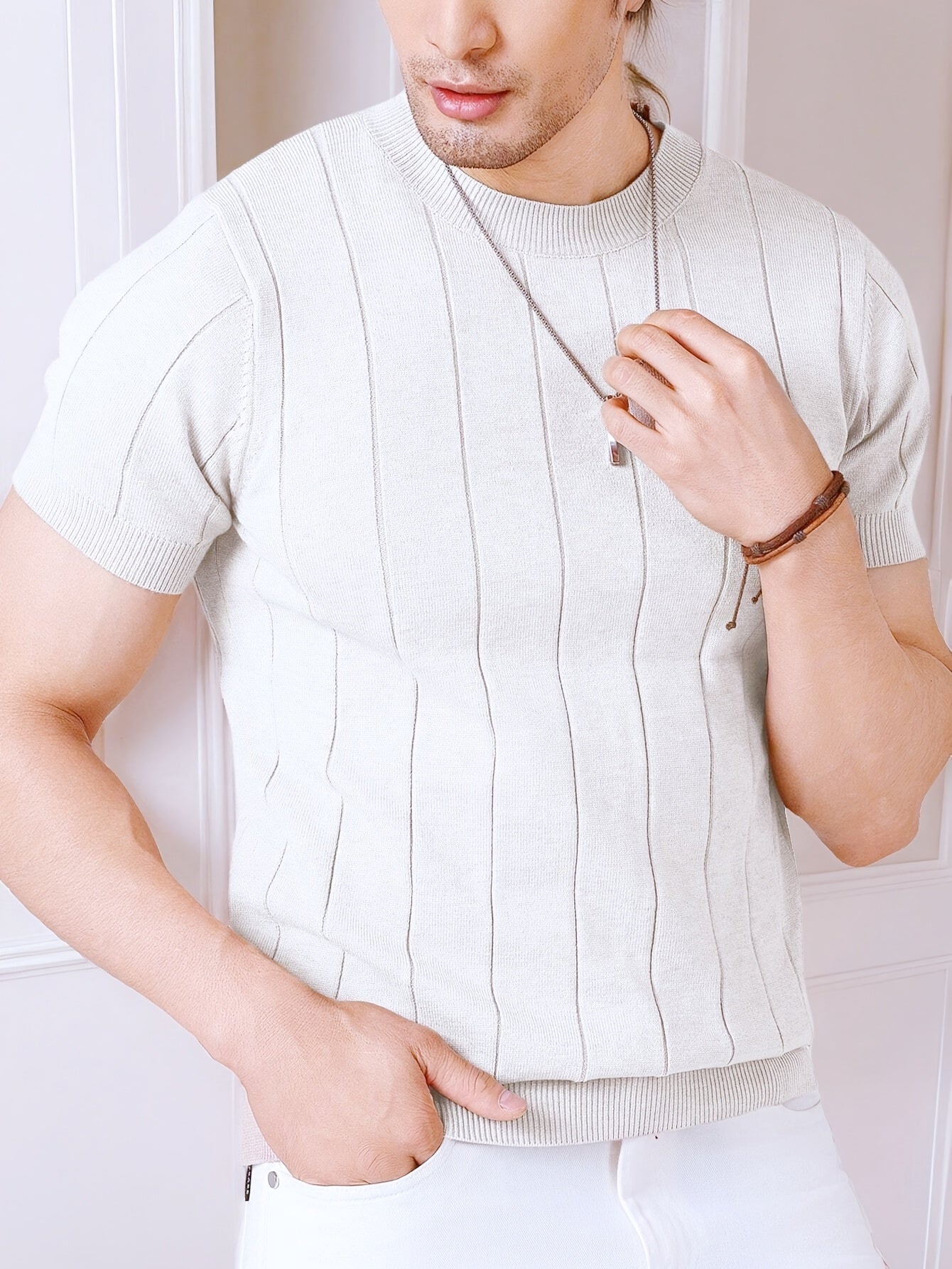 New Summer Short-Sleeve Knitted Men's Light Luxury Crew Neck Slim Fit Business Cool Y T-Shirt, Lightweight, Breathable, Versatile, Stretchy, Slim Fit Top for Men - ayq