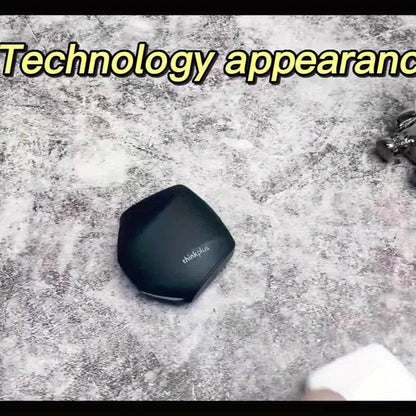 Lenovo GM2 Pro Features Smart Noise Cancellation to Minimize Background Noise for High-Definition Calls with Minimal Delay.