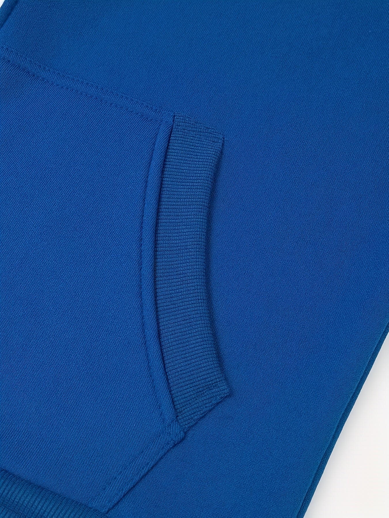 Men'S Stylish Color Block Hoodie - Casual Zip-Up Hooded Sweatshirt with Front Pockets, Long Sleeves, and Ribbed Cuffs - Maroon & Black Design, Comfortable for Fall and Winter Wear