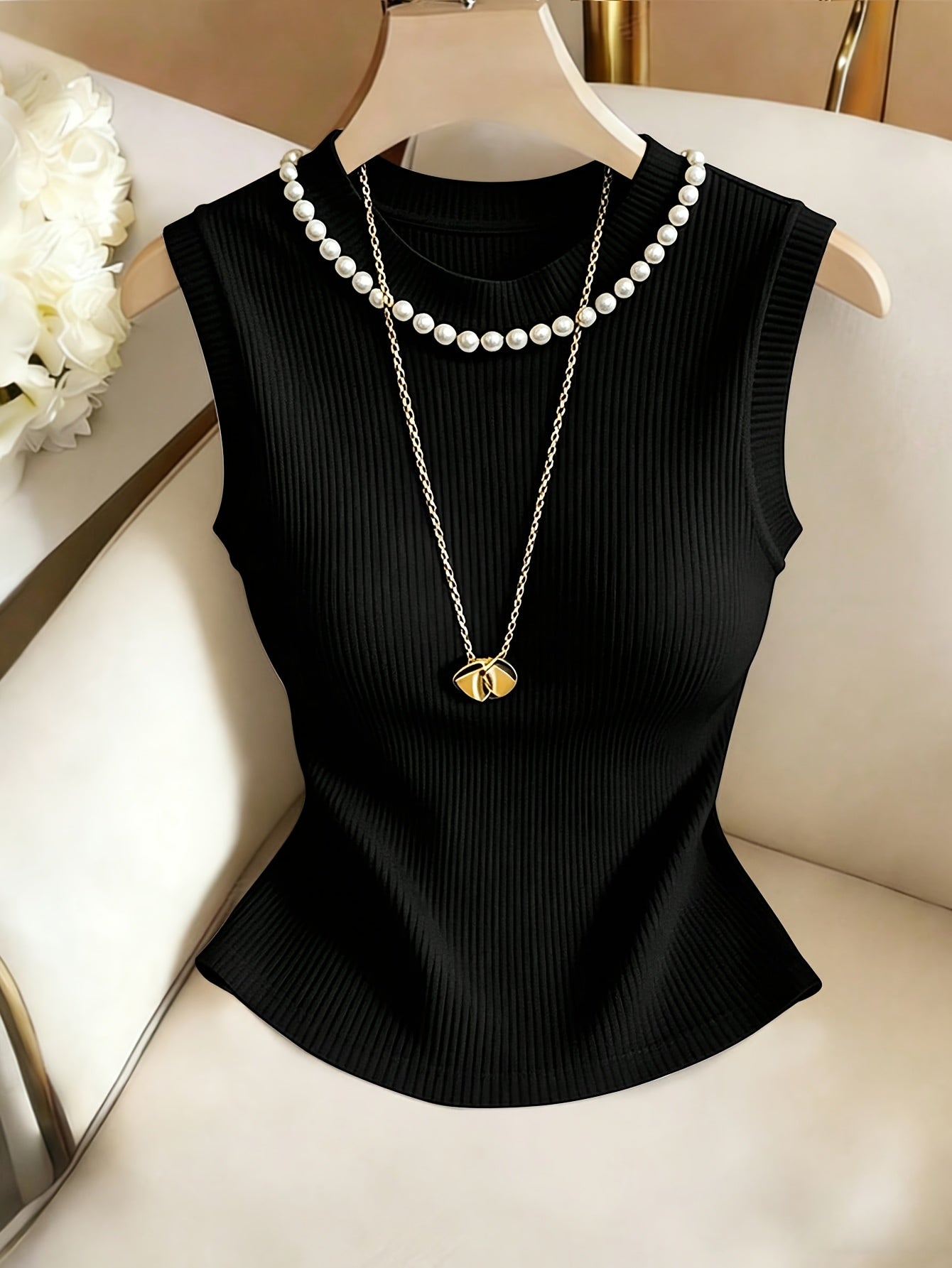 Women’s Elegant Pearl-Embellished Sleeveless Slim-Fit Top