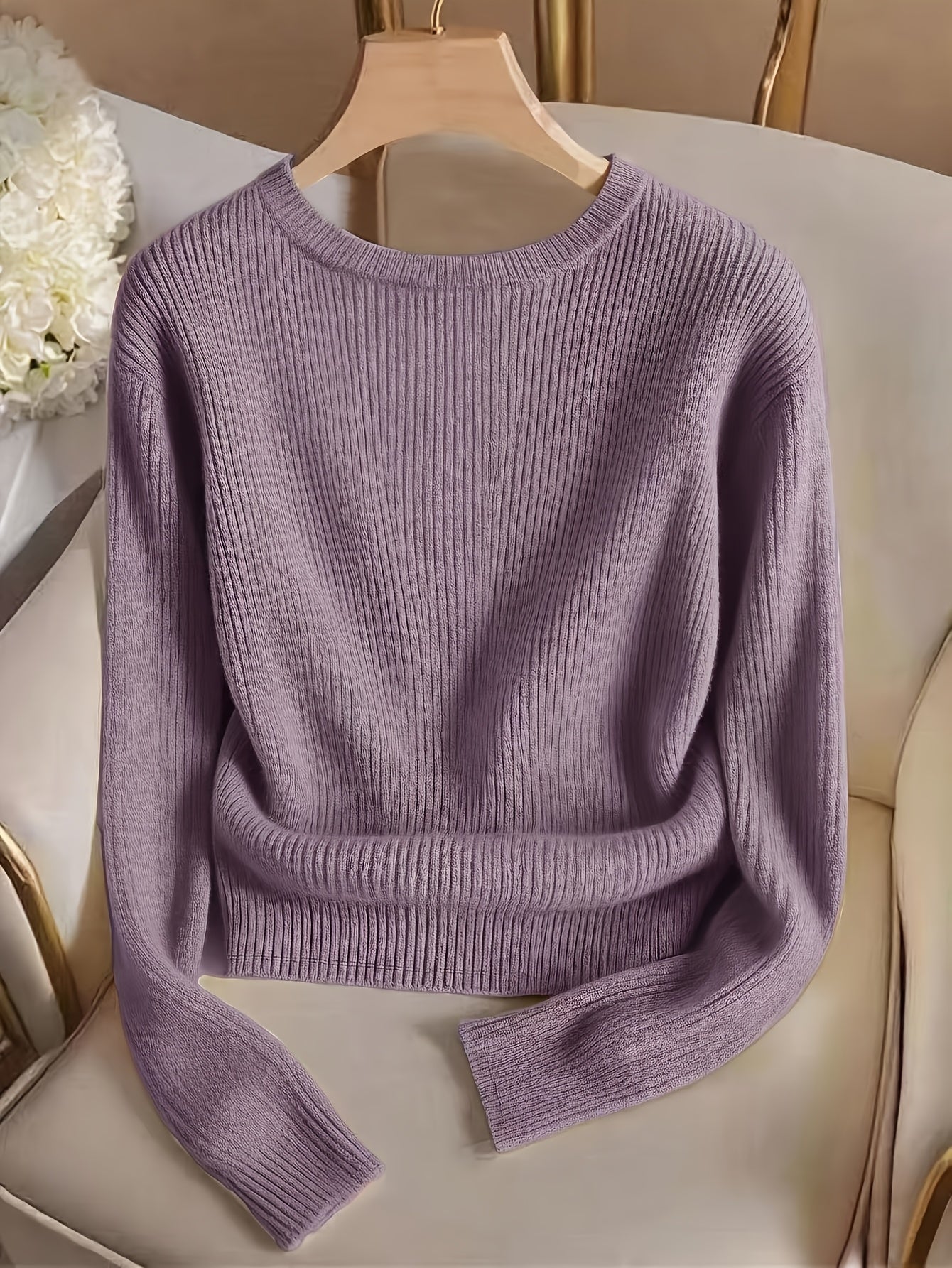Elegant Ladies' Solid Color T-Shirt for Spring and Fall