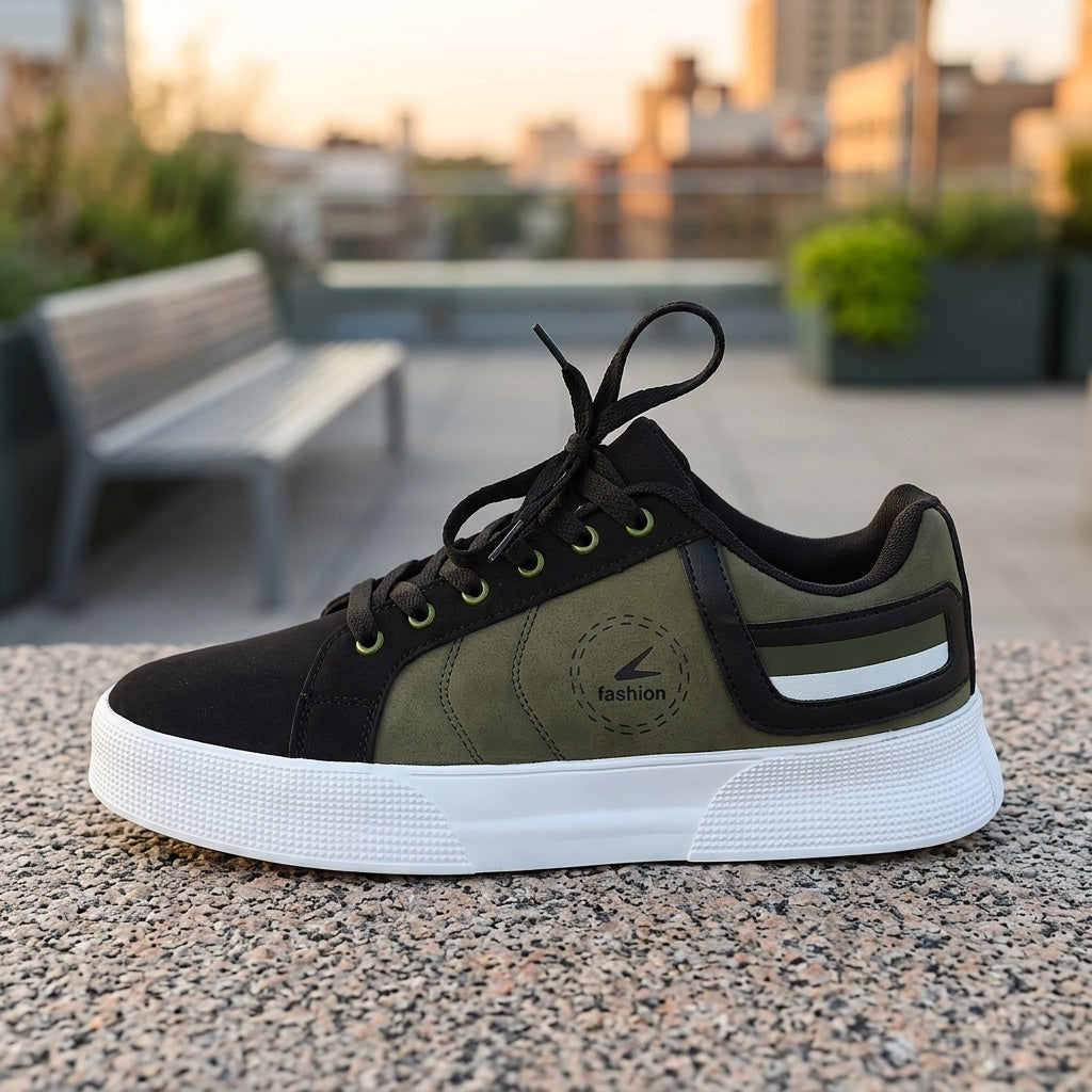 Men's Low-Top Casual Sneakers with Multi-Color Patchwork Design