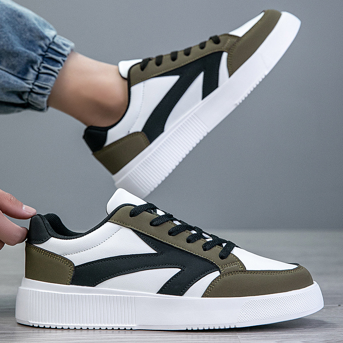 Men's Low-Top PU Skate Sneakers with Cushioned EVA Sole